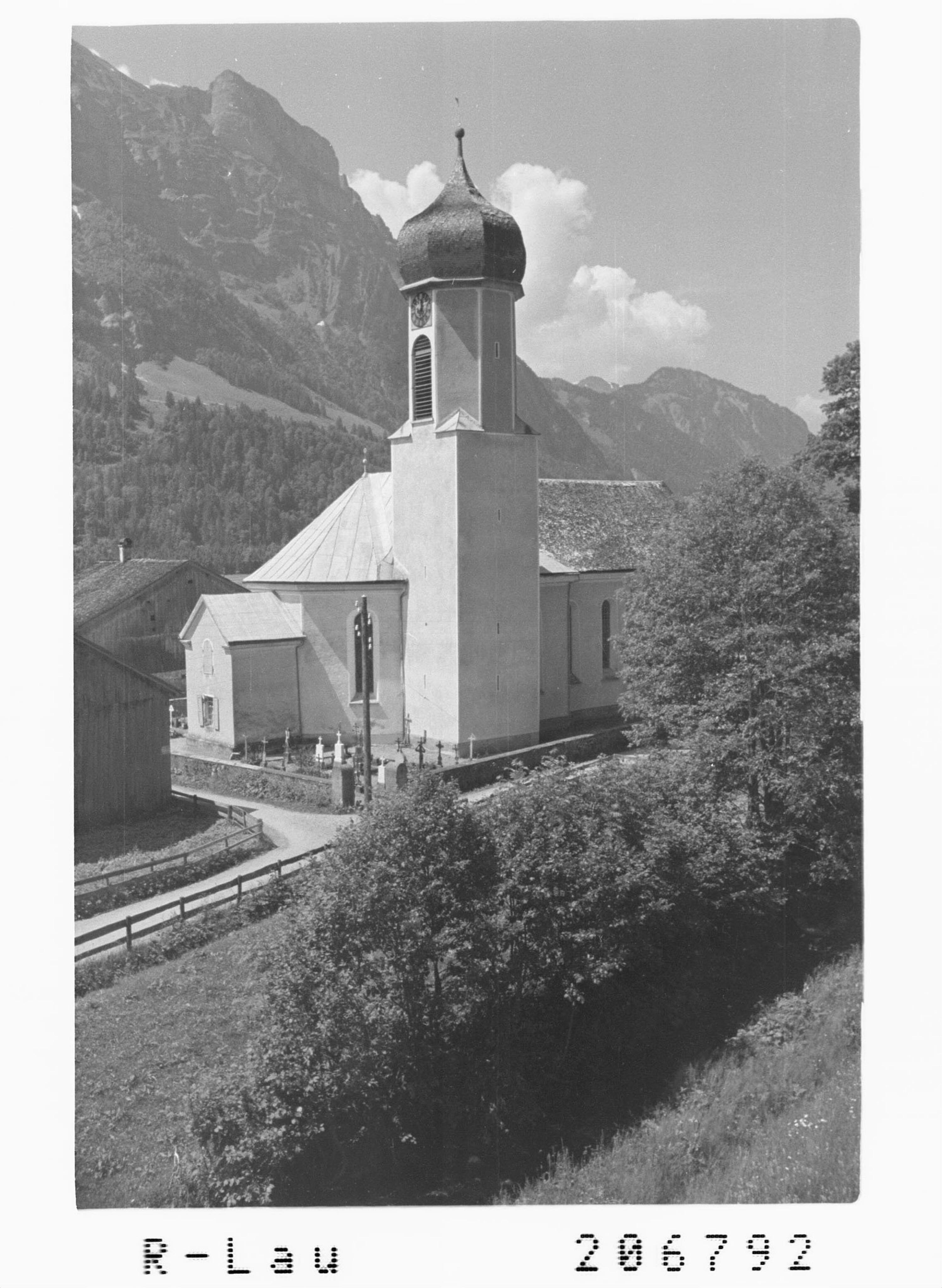 [Pfarrkirche Schnepfau gegen Wirmersäule]></div>


    <hr>
    <div class=
