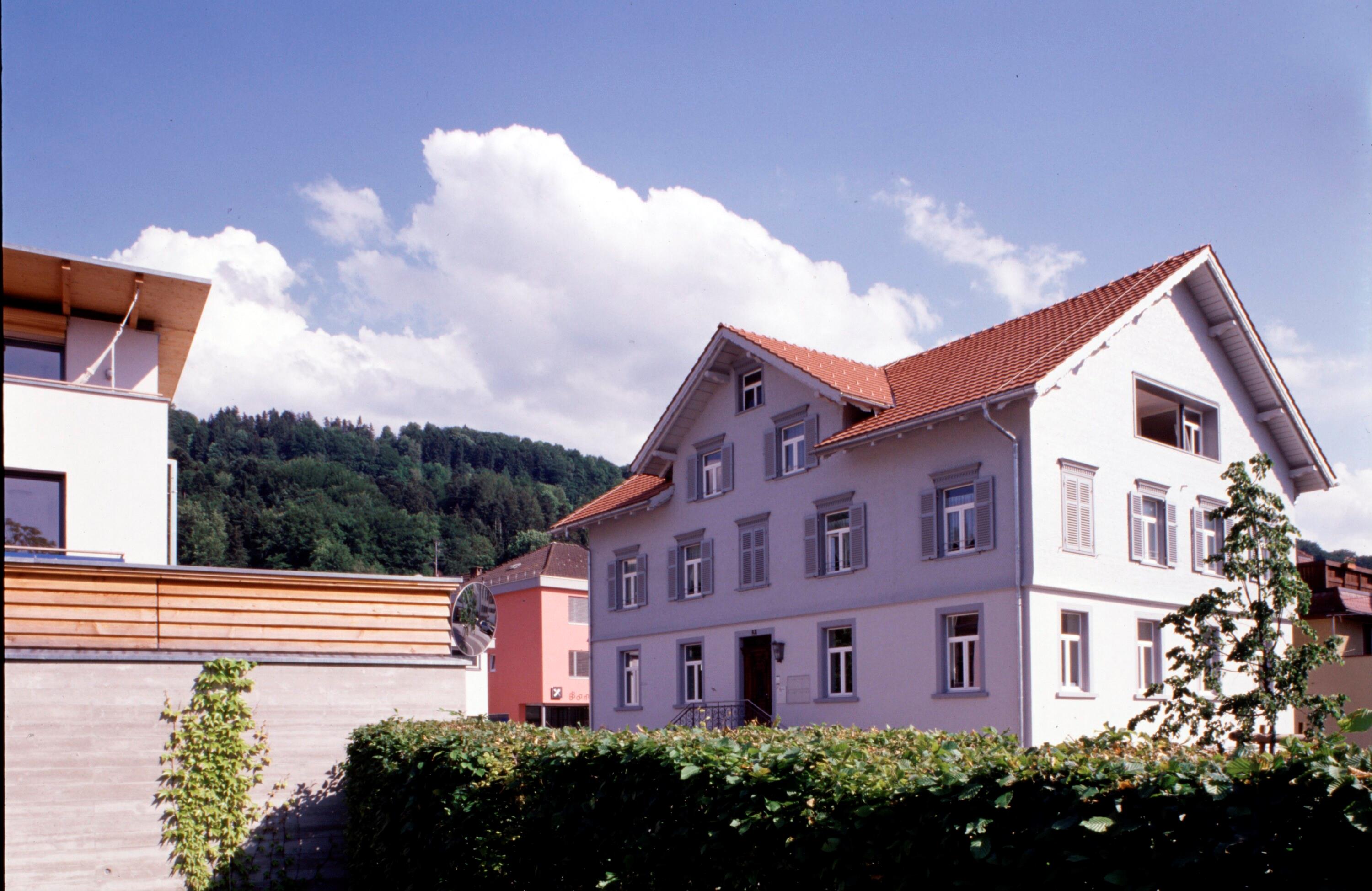 Bahnhofstraße Schwarzach></div>


    <hr>
    <div class=