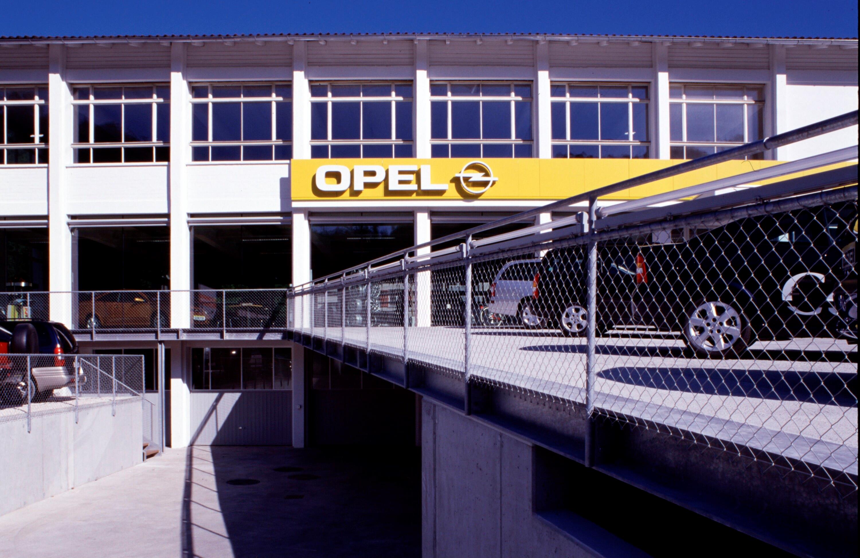Opel Gerster Feldkirch></div>


    <hr>
    <div class=