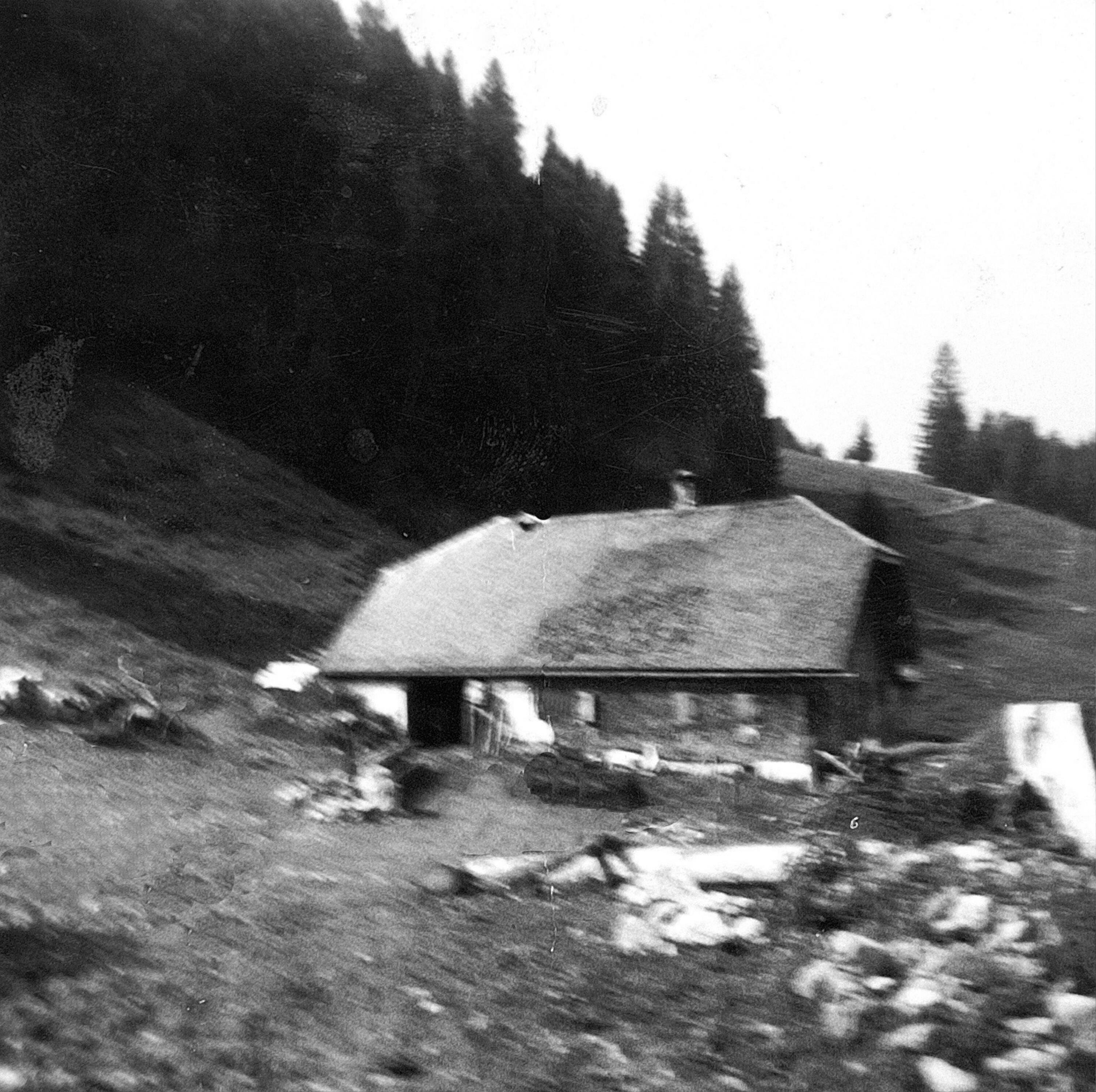 Alphütte Gerach></div>


    <hr>
    <div class=