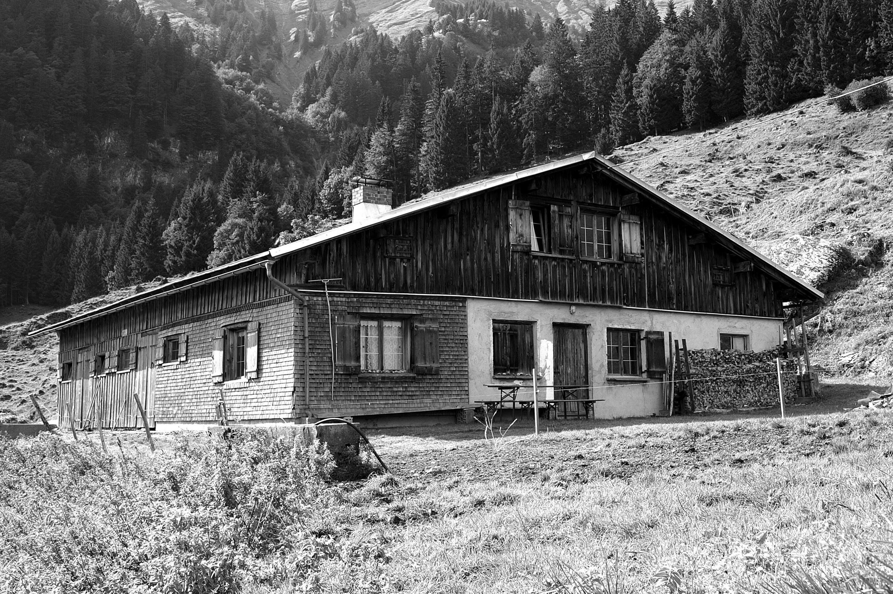 Alphütte Unterwald></div>


    <hr>
    <div class=