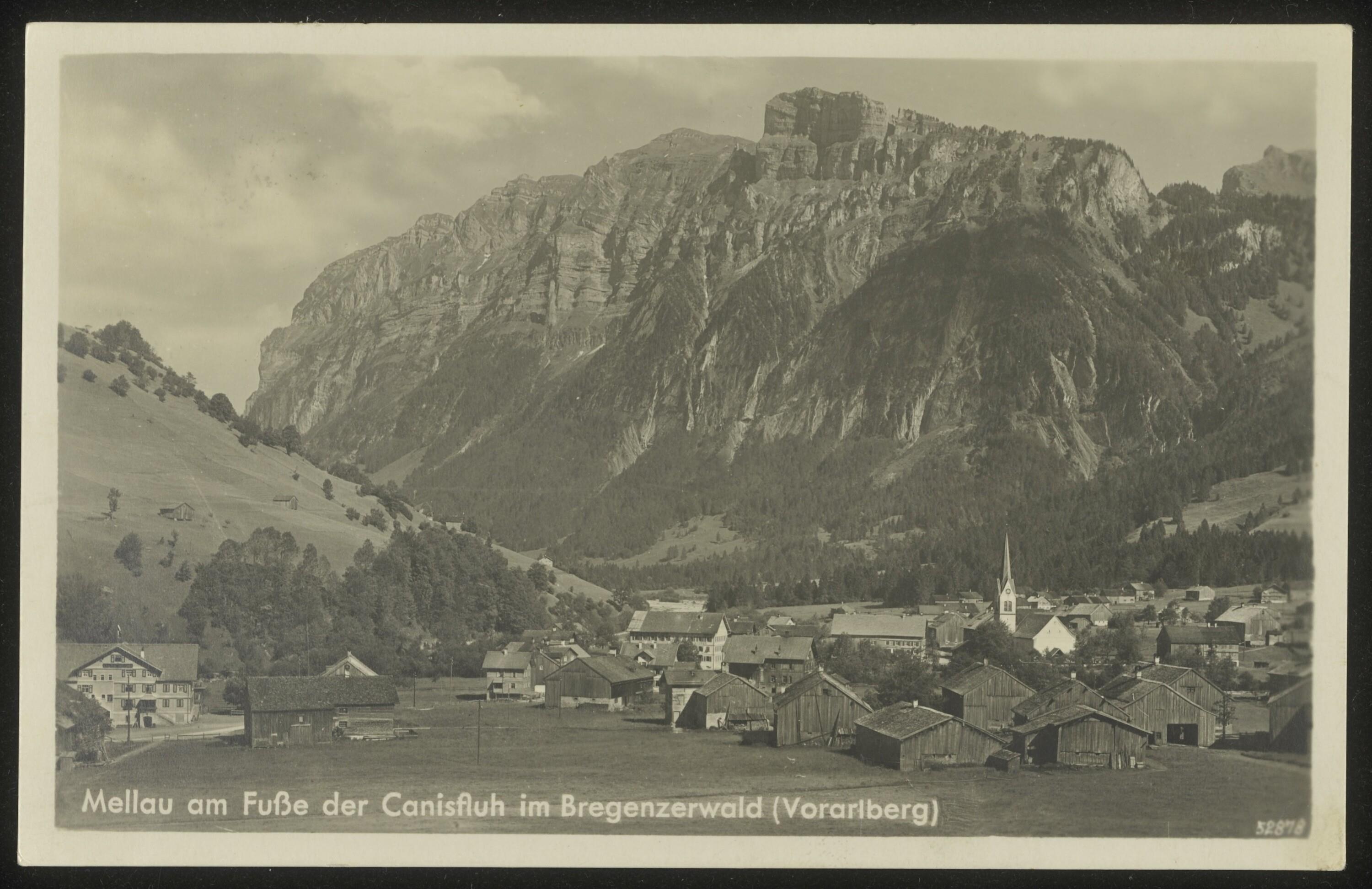 Mellau am Fuße der Canisfluh im Bregenzerwald (Vorarlberg)></div>


    <hr>
    <div class=