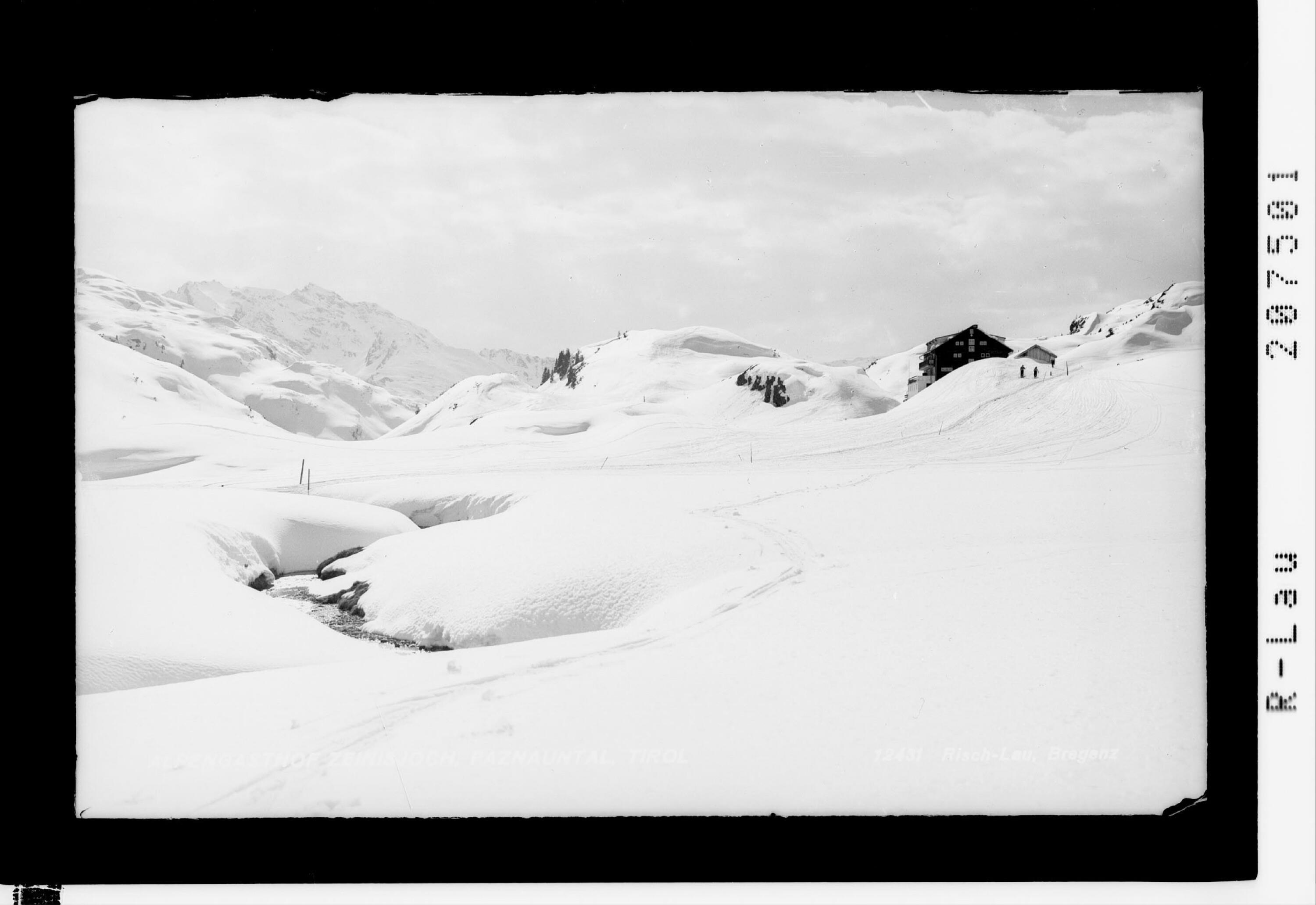 Alpengasthof Zeinisjoch / Paznauntal / Tirol></div>


    <hr>
    <div class=