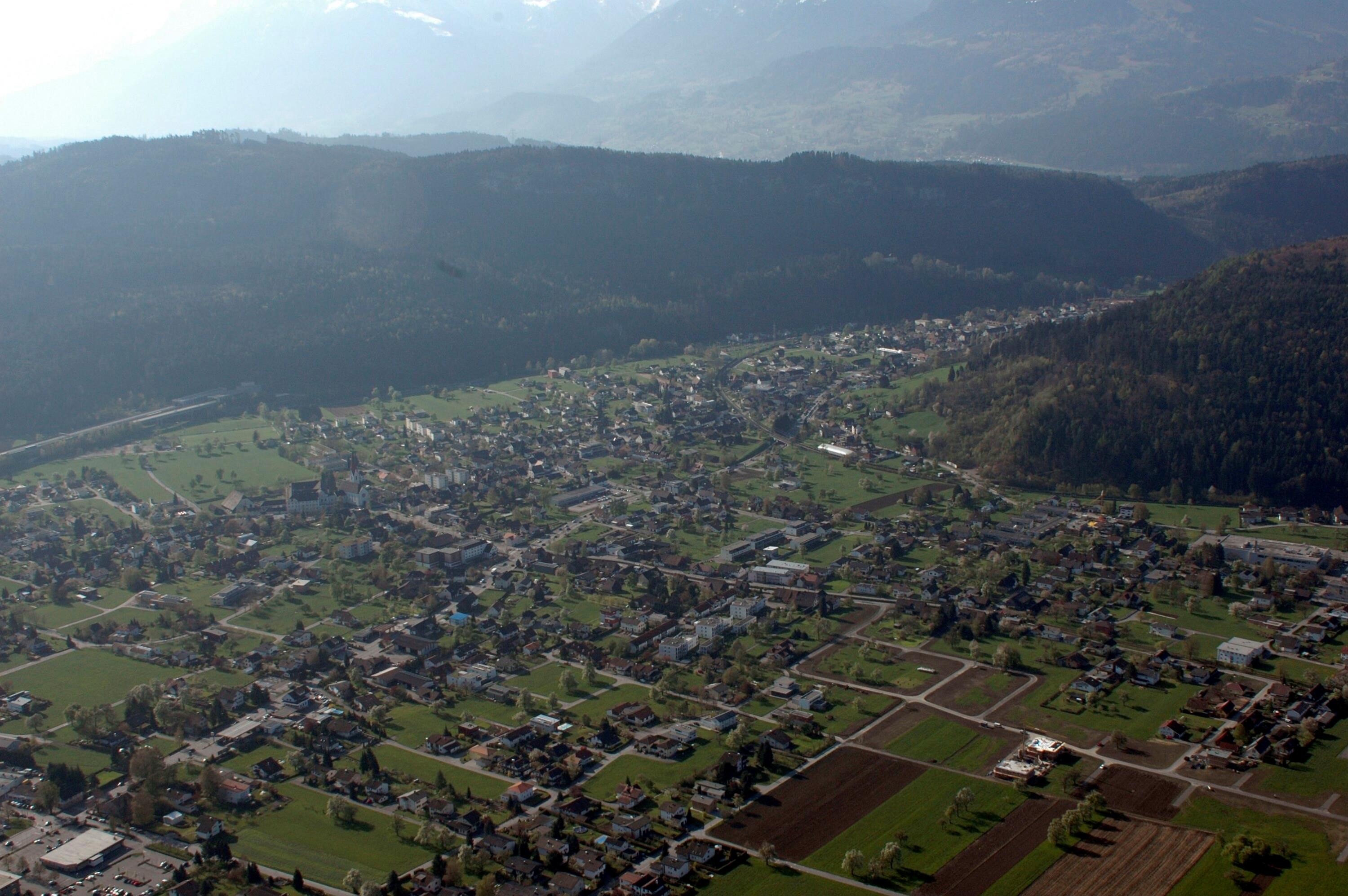 [Feldkirch-Altenstadt]></div>


    <hr>
    <div class=