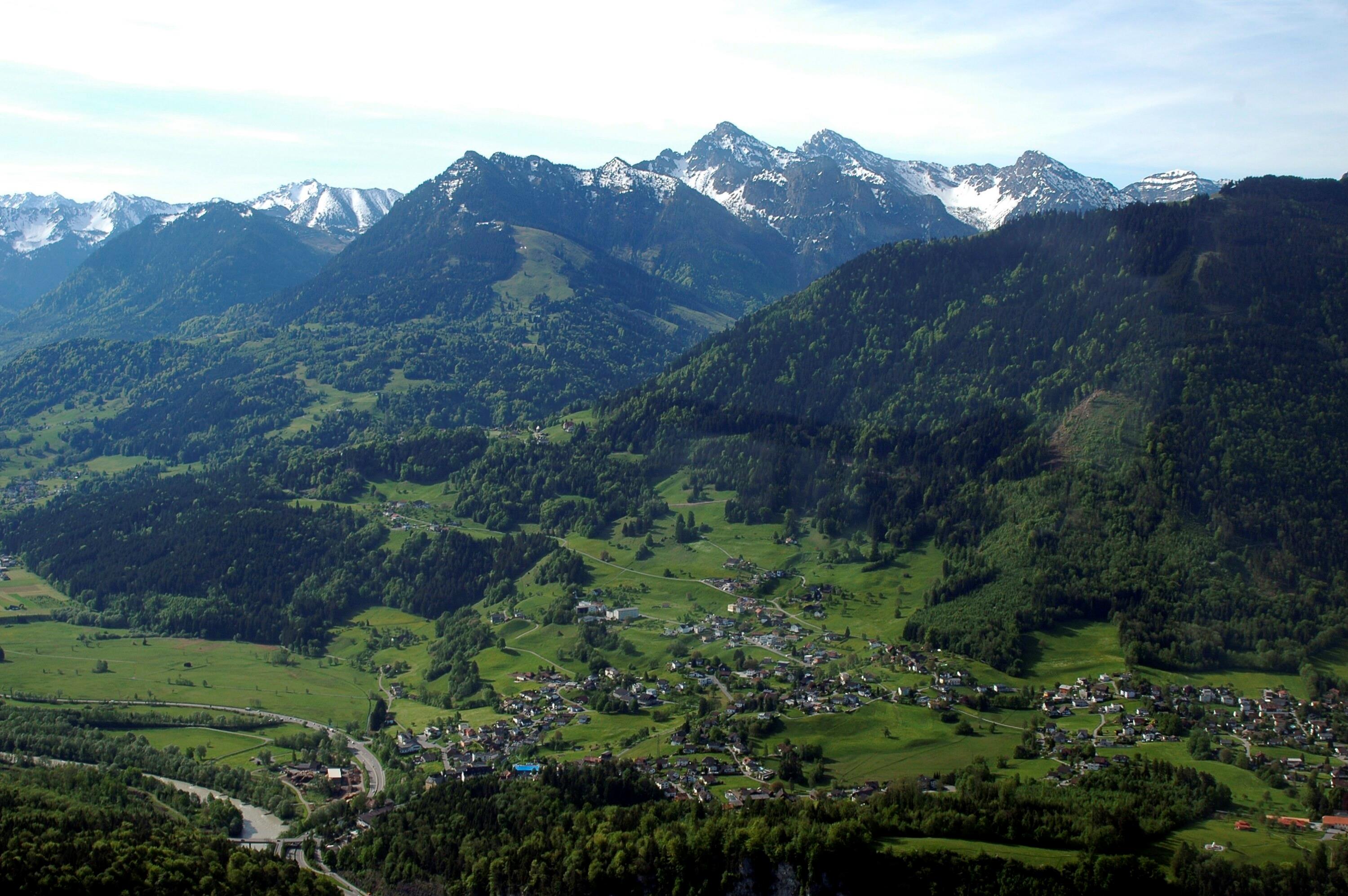 [Feldkirch - Letze, Frastanz - Fellengatter]></div>


    <hr>
    <div class=