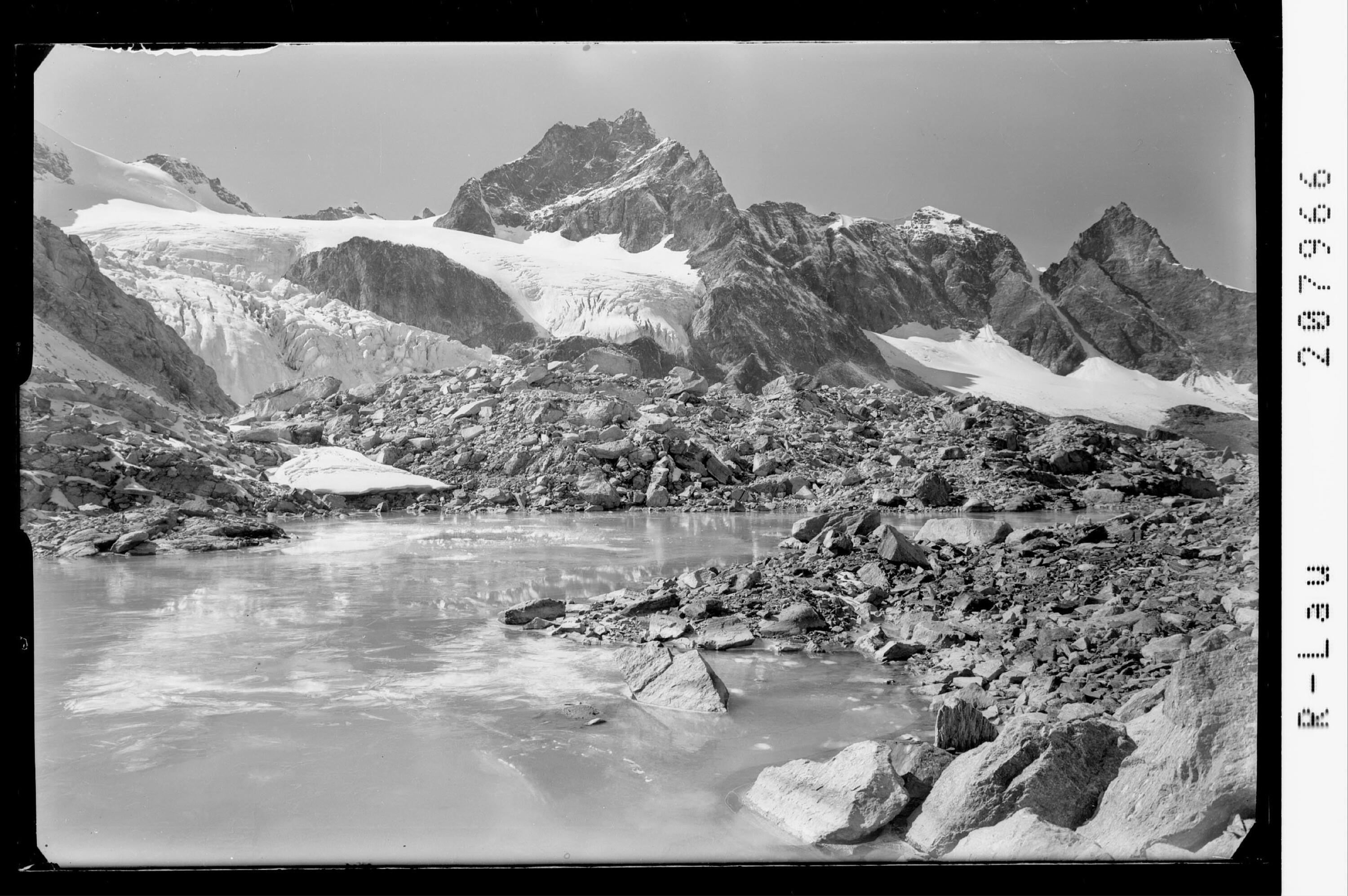 Silvretta / Eckhorn - Silvrettahorn und Schattenspitze></div>


    <hr>
    <div class=