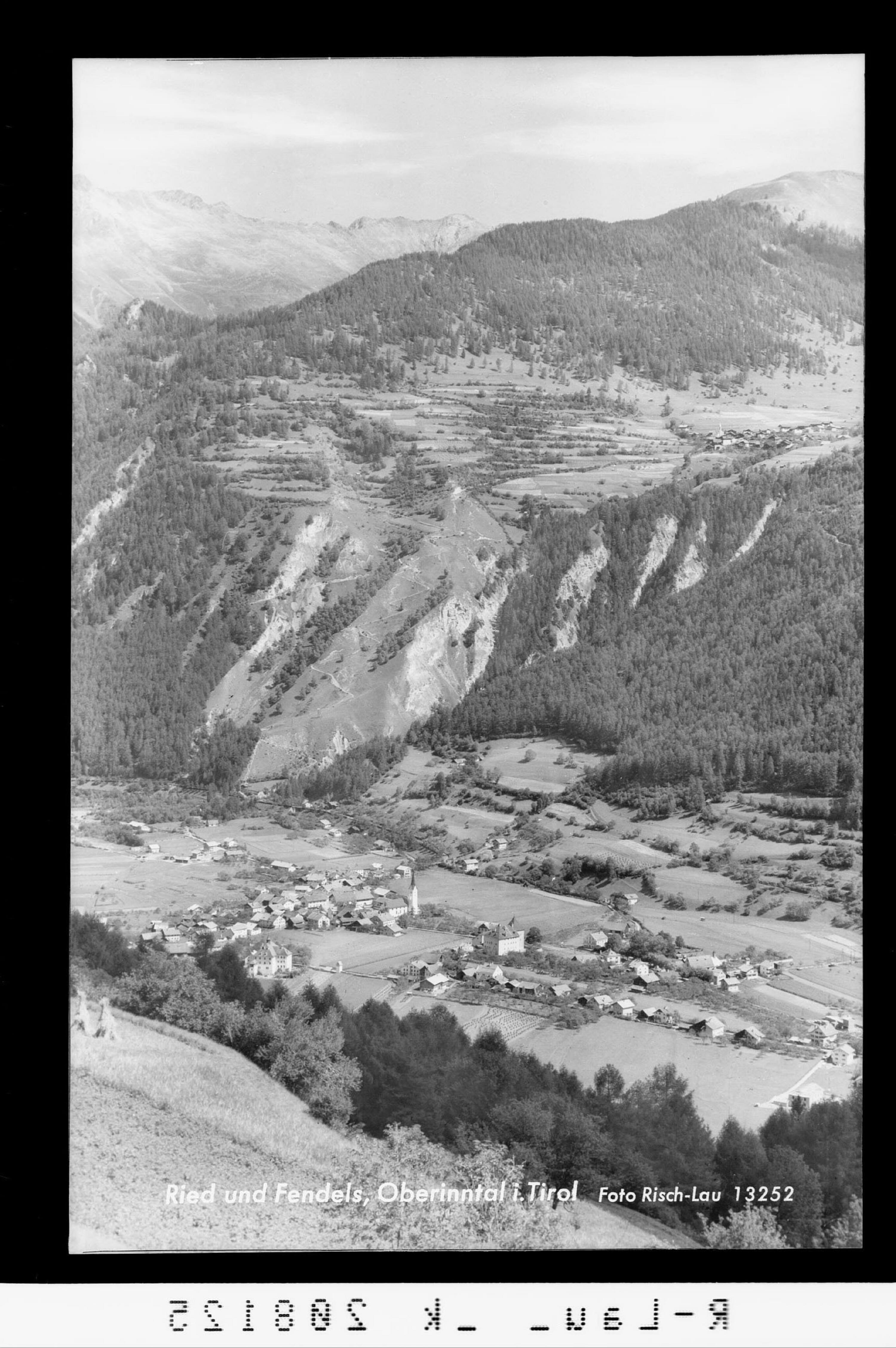 Ried und Fendels / Oberinntal in Tirol></div>


    <hr>
    <div class=