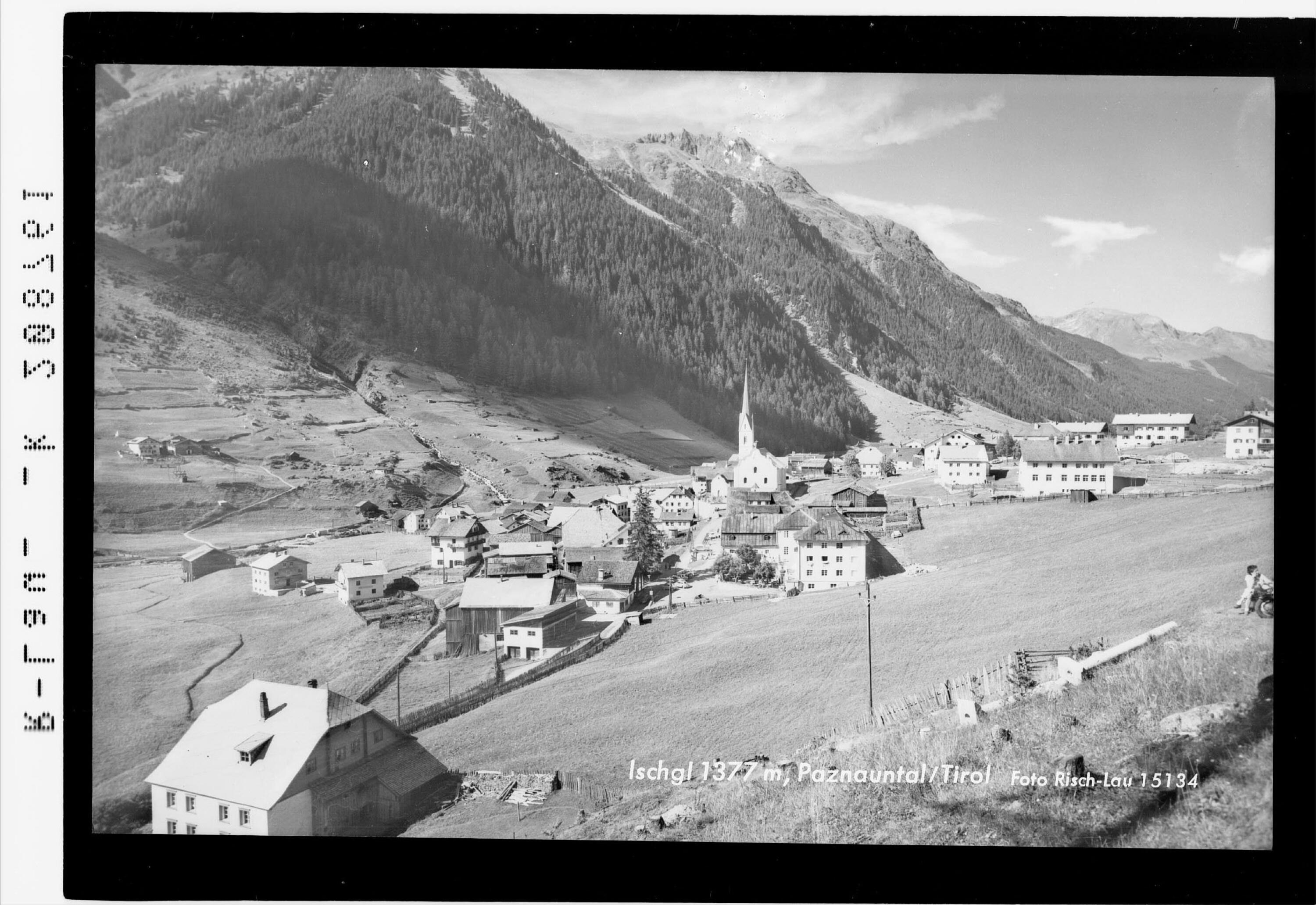 Ischgl 1377 m, Paznauntal, Tirol></div>


    <hr>
    <div class=