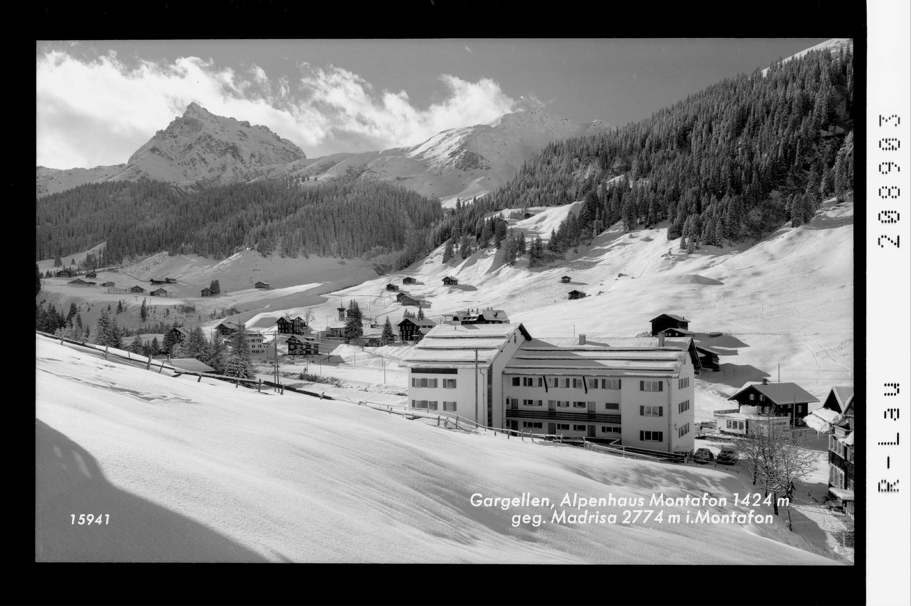 Gargellen, Alpenhaus Montafon 1424 m gegen Madrisa 2774 m im Montafon></div>


    <hr>
    <div class=