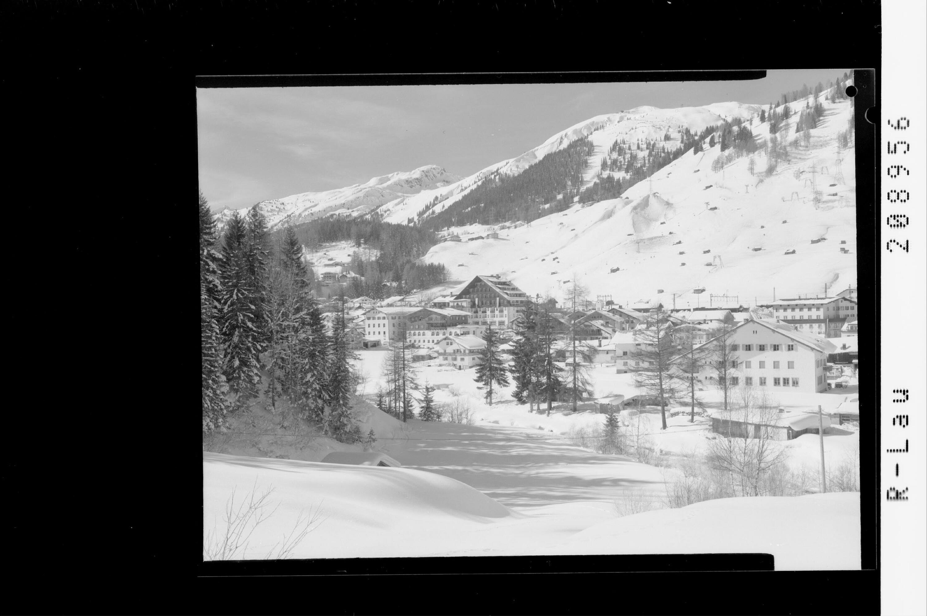 St.Anton am Arlberg, Tirol></div>


    <hr>
    <div class=