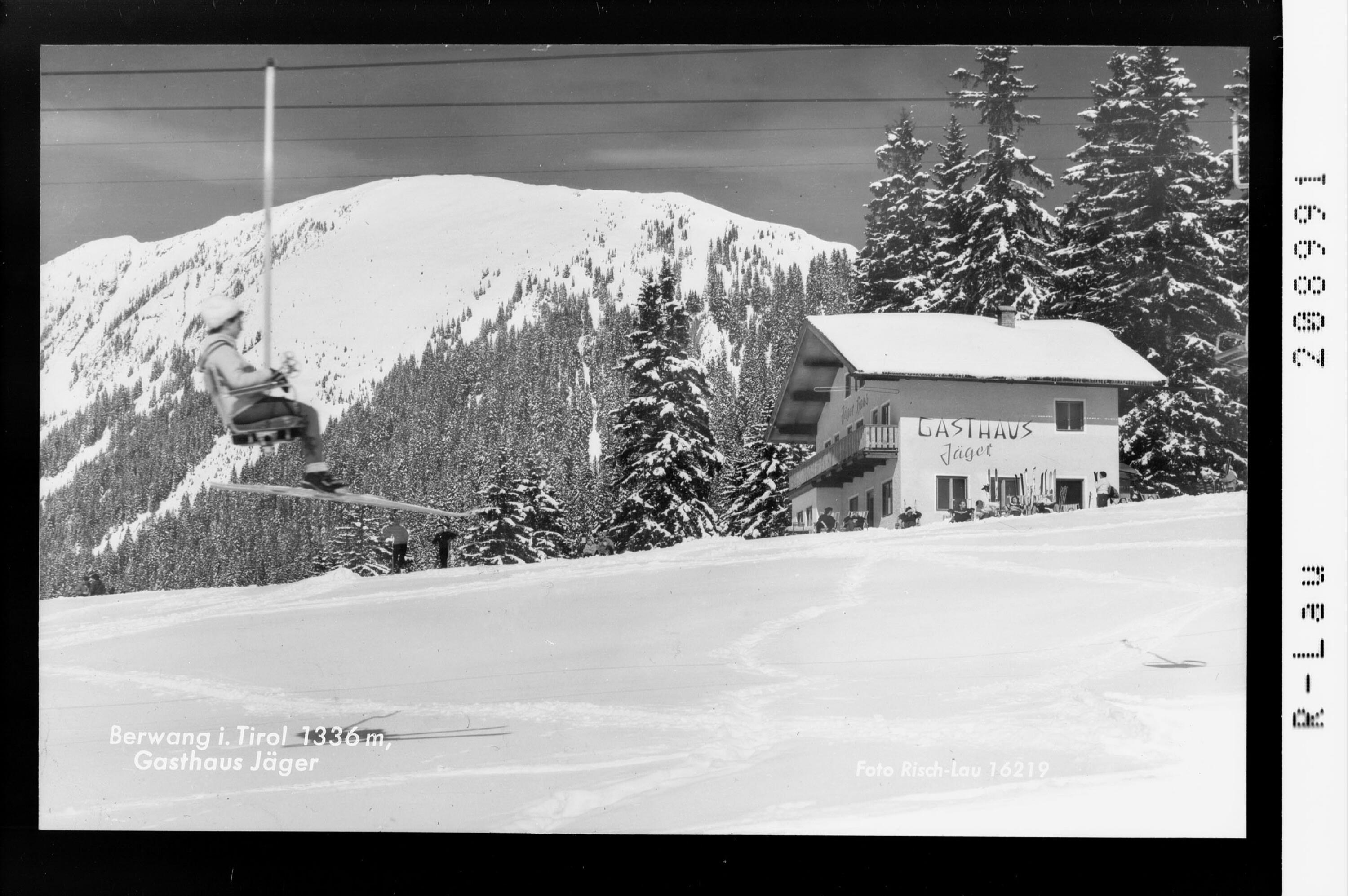 Berwang in Tirol 1336 m, Gasthaus Jäger></div>


    <hr>
    <div class=