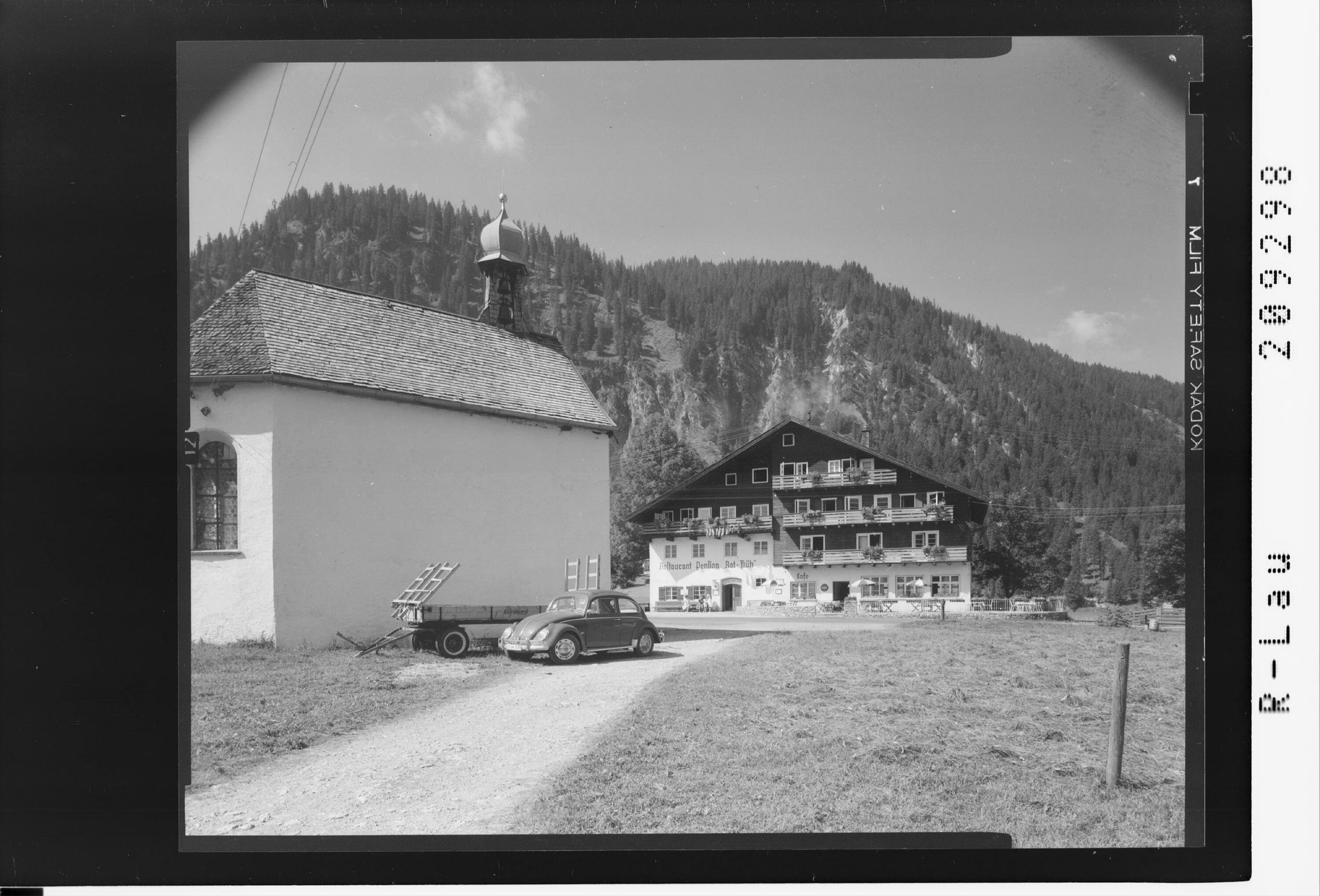 [Gasthof Rot-Flüh in Haldensee bei Grän im Tannheimertal / Ausserfern / Tirol]></div>


    <hr>
    <div class=