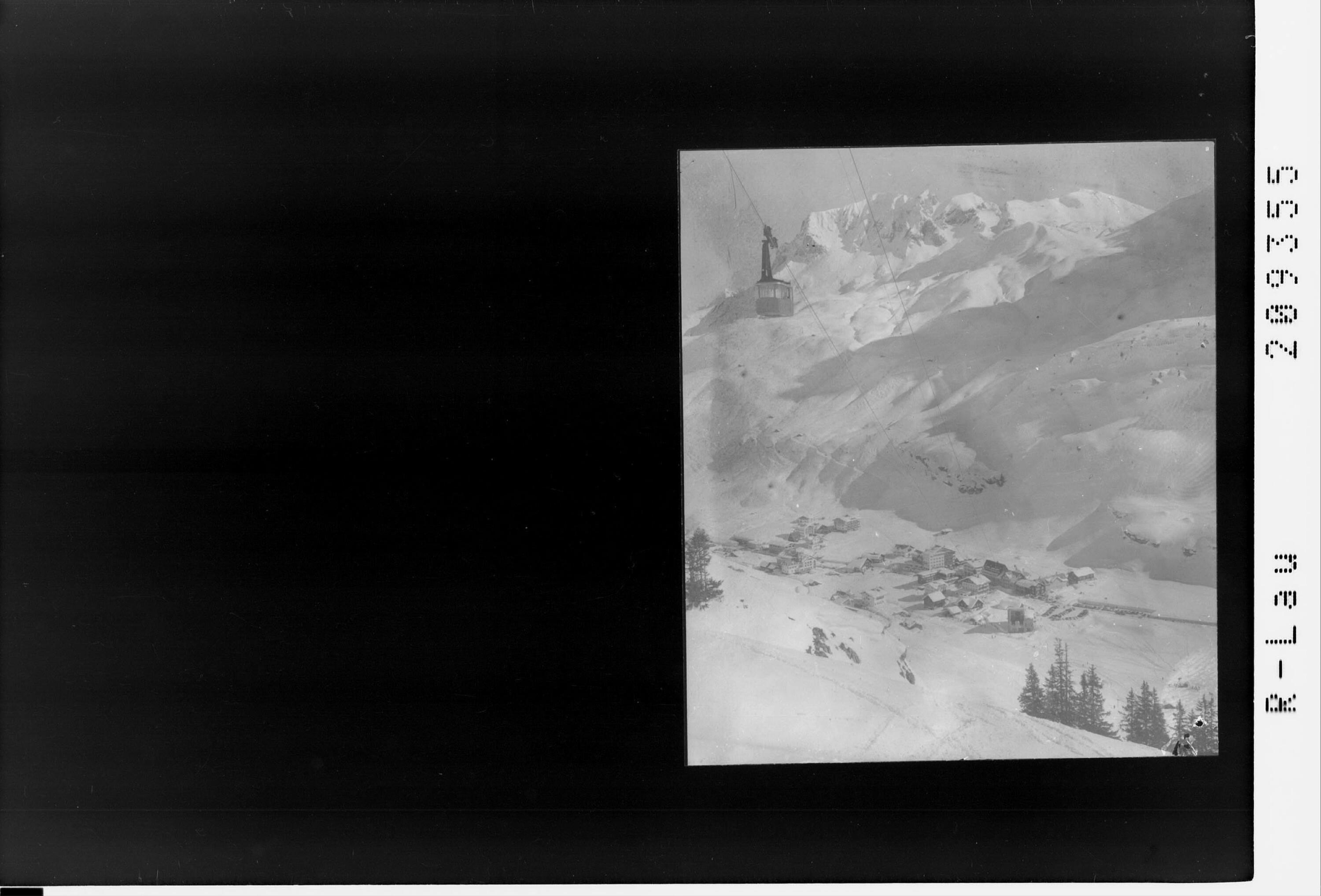 Zürs am Arlberg 1720 m mit Trittkopfseilbahn></div>


    <hr>
    <div class=