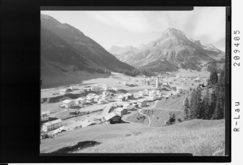 Lech am Arlberg mit Blick zum Omeshorn von Risch-Lau
