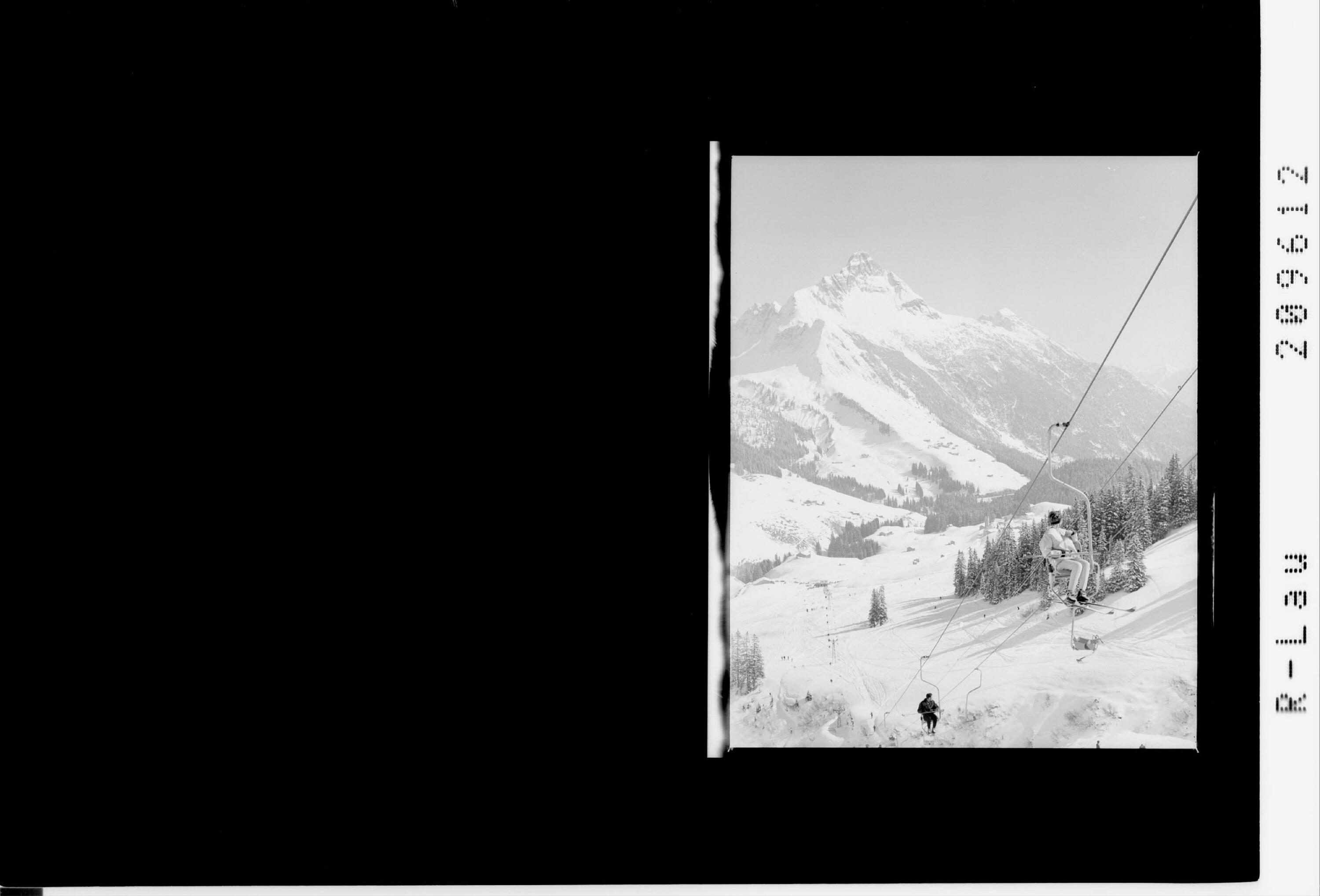 Warth am Arlberg 1500 m, Sessellift Steffisalpe 1950 m></div>


    <hr>
    <div class=