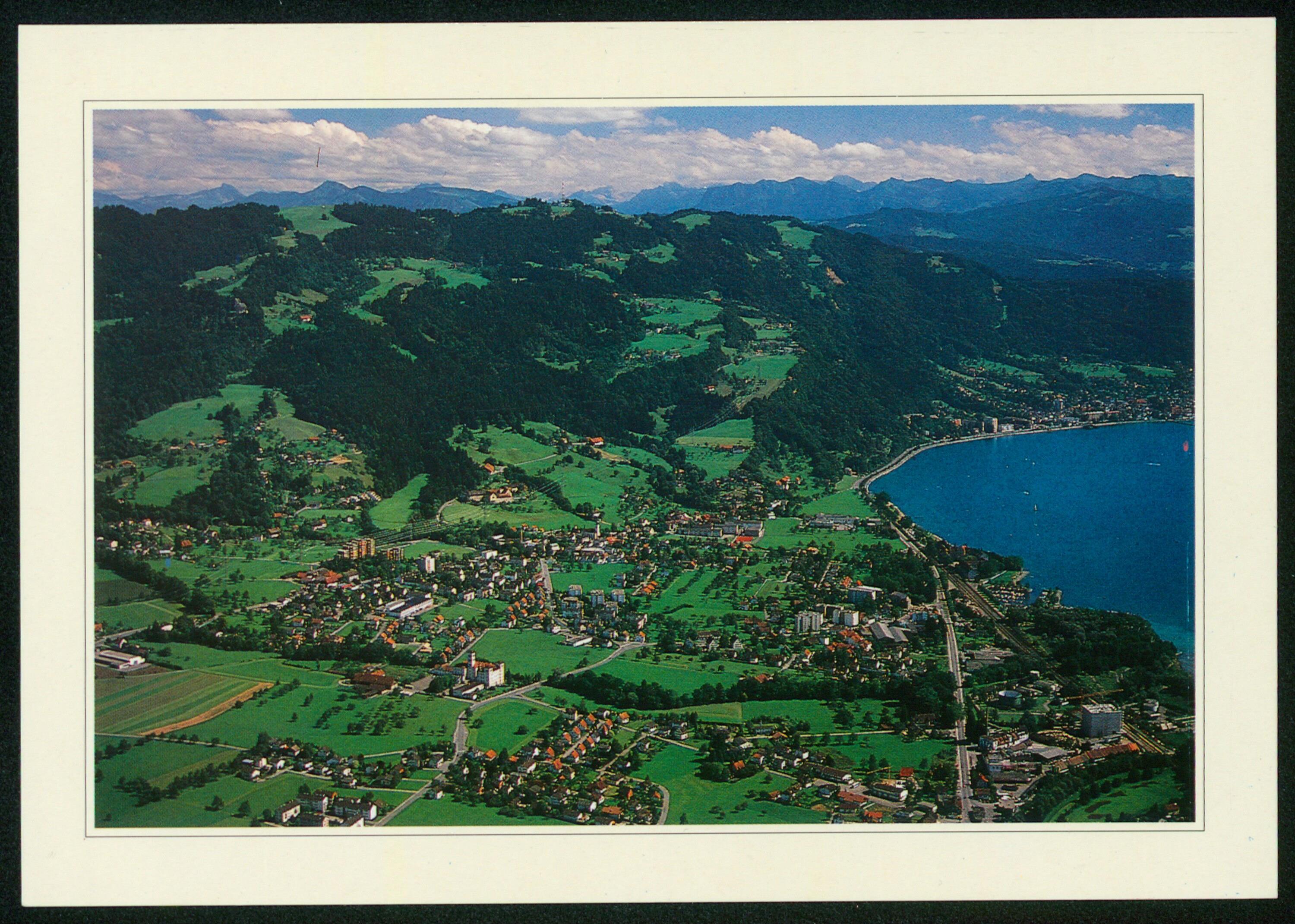 [Lochau am Bodensee]></div>


    <hr>
    <div class=