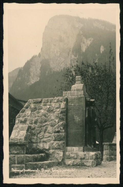 Kriegerdenkmal Au Bregenzerwald von Lichtbildnerei, Kirschner A.