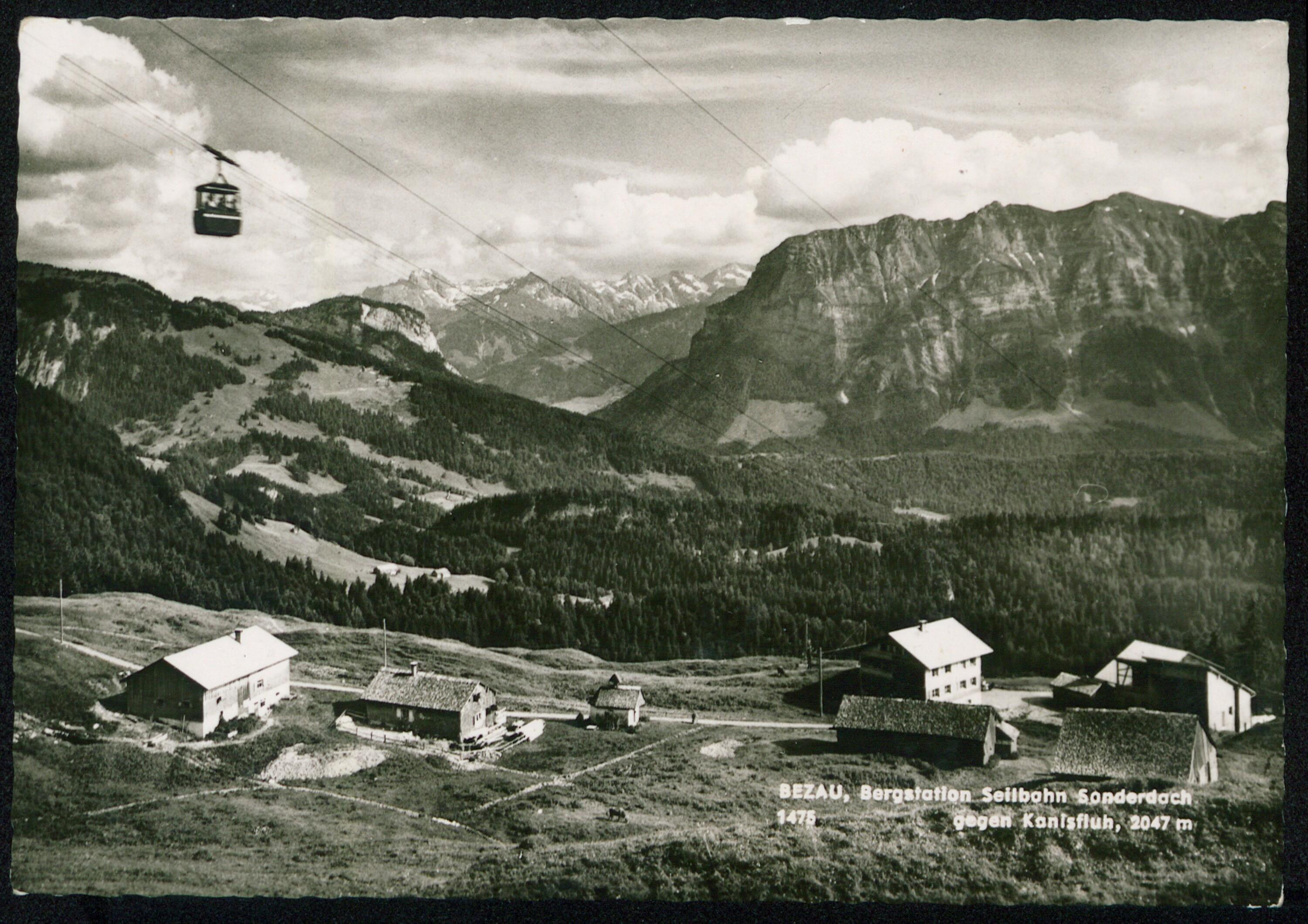 Bezau, Bergstation Seilbahn Sonderdach gegen Kanisfluh, 2047 m></div>


    <hr>
    <div class=