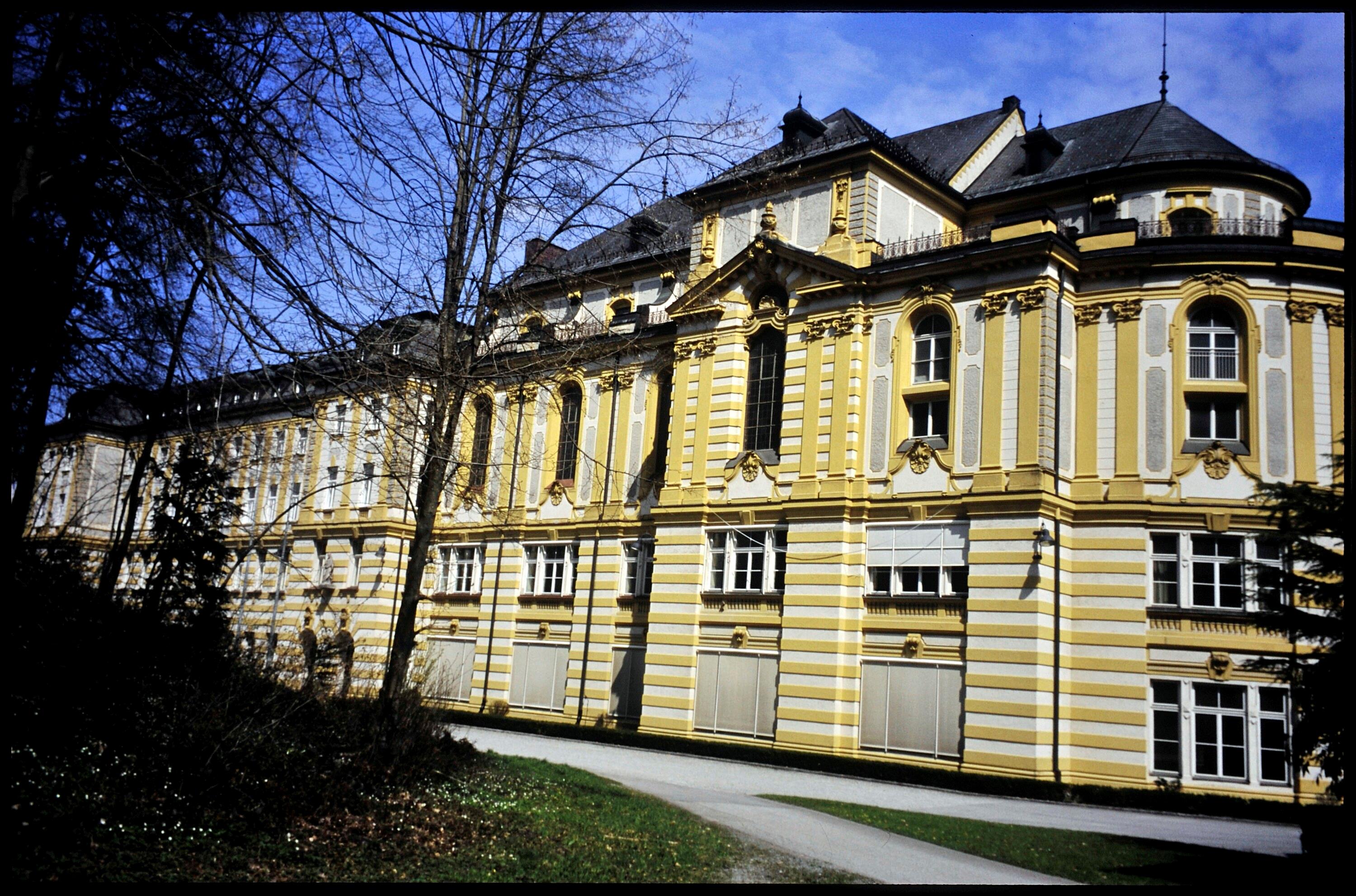 [Feldkirch, Konservatorium]></div>


    <hr>
    <div class=