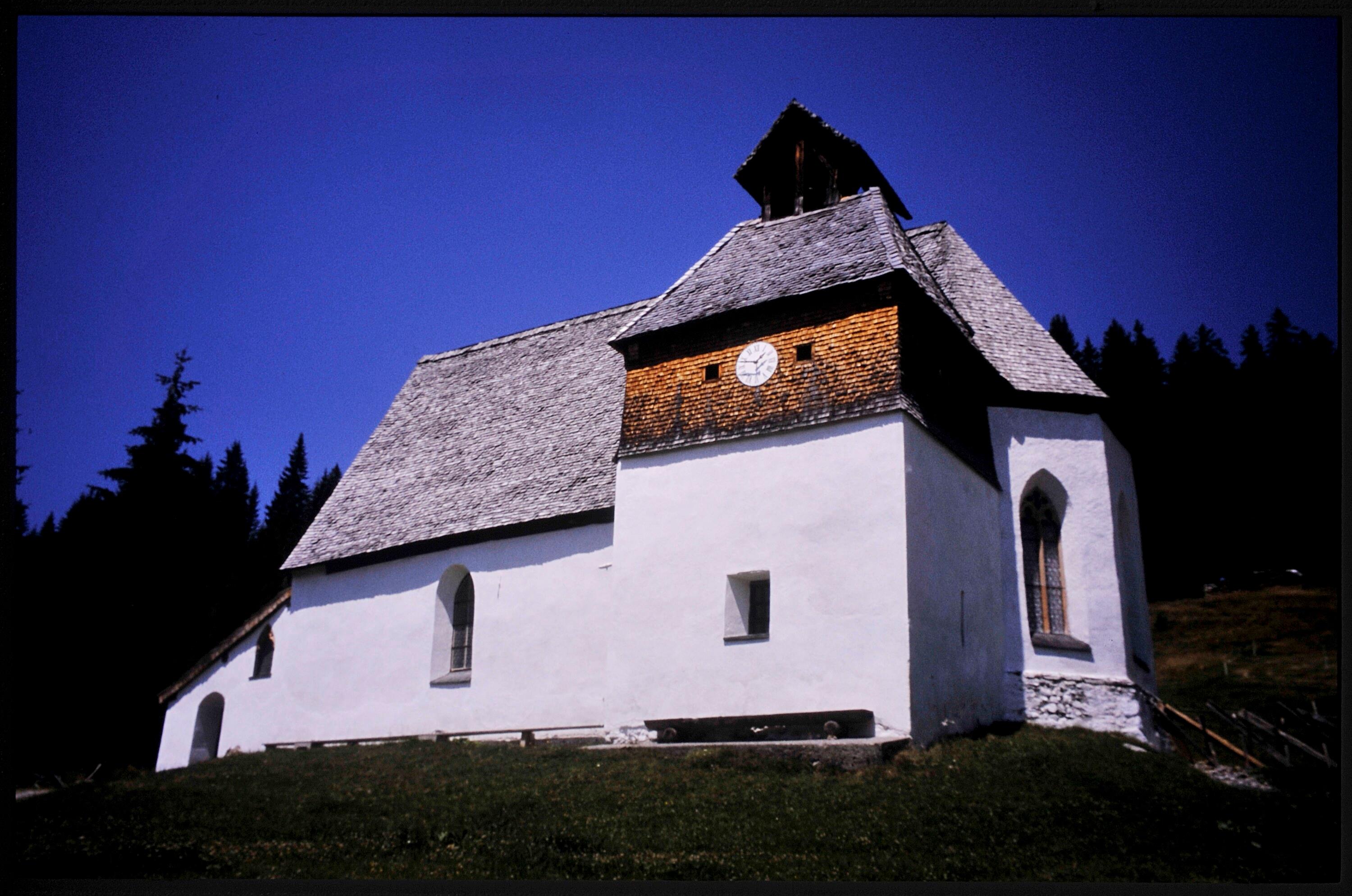 [Silbertal, Kirche Kristberg]></div>


    <hr>
    <div class=