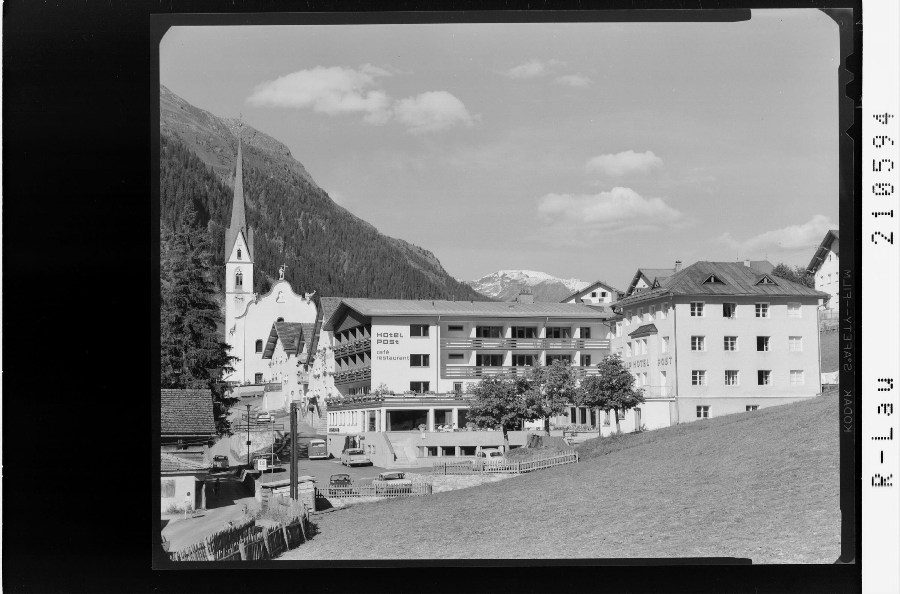 Ischgl im Paznauntal Tirol></div>


    <hr>
    <div class=