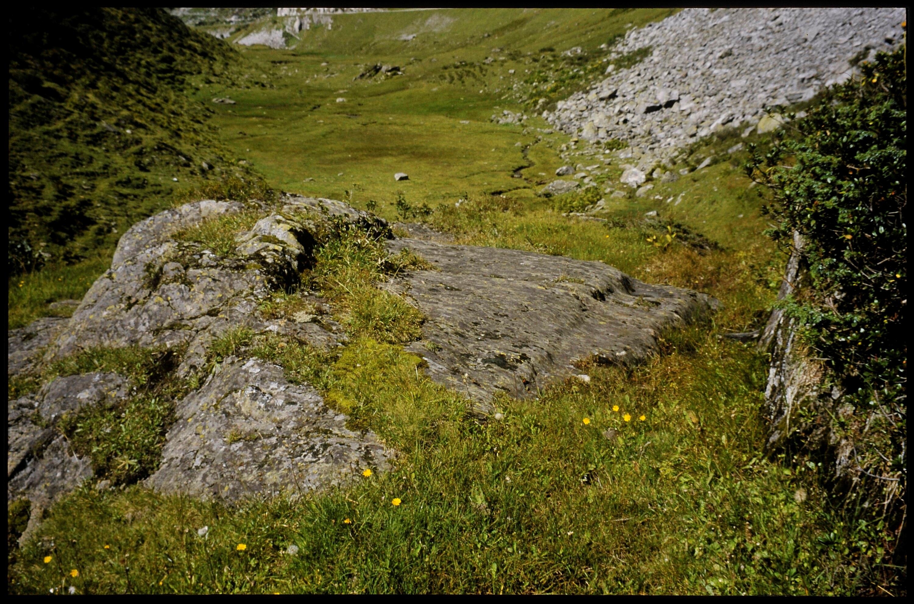 [Arlbergweg, Spuren westl. St. Christoph]></div>


    <hr>
    <div class=