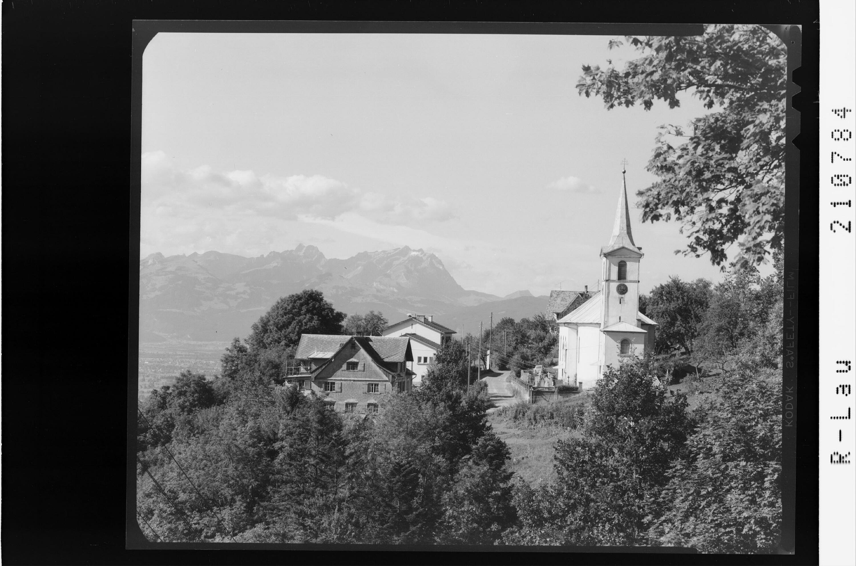 [Fluh bei Bregenz mit Blick zum Säntis]></div>


    <hr>
    <div class=