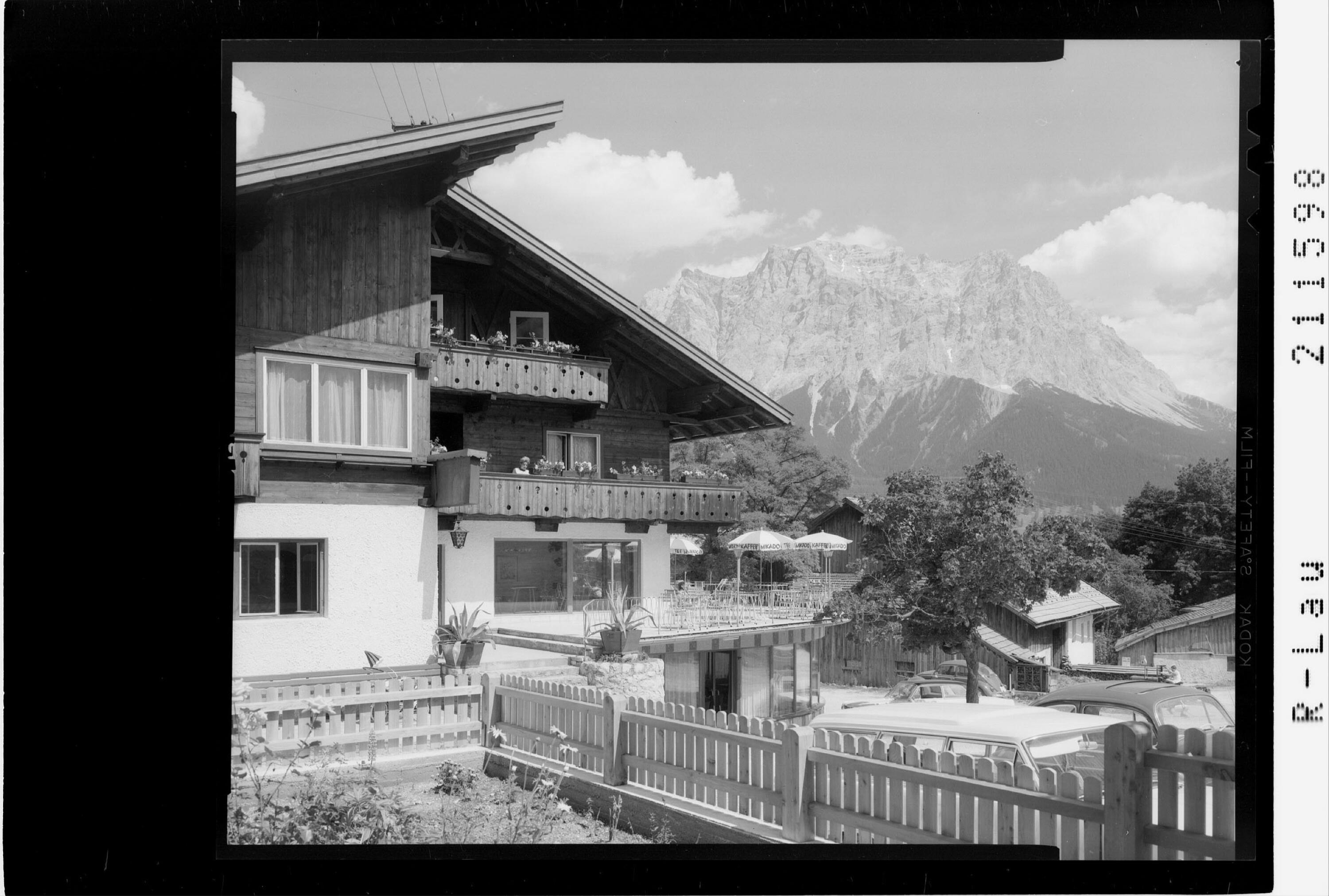 Lermoos, Tirol Hotel Tirol></div>


    <hr>
    <div class=