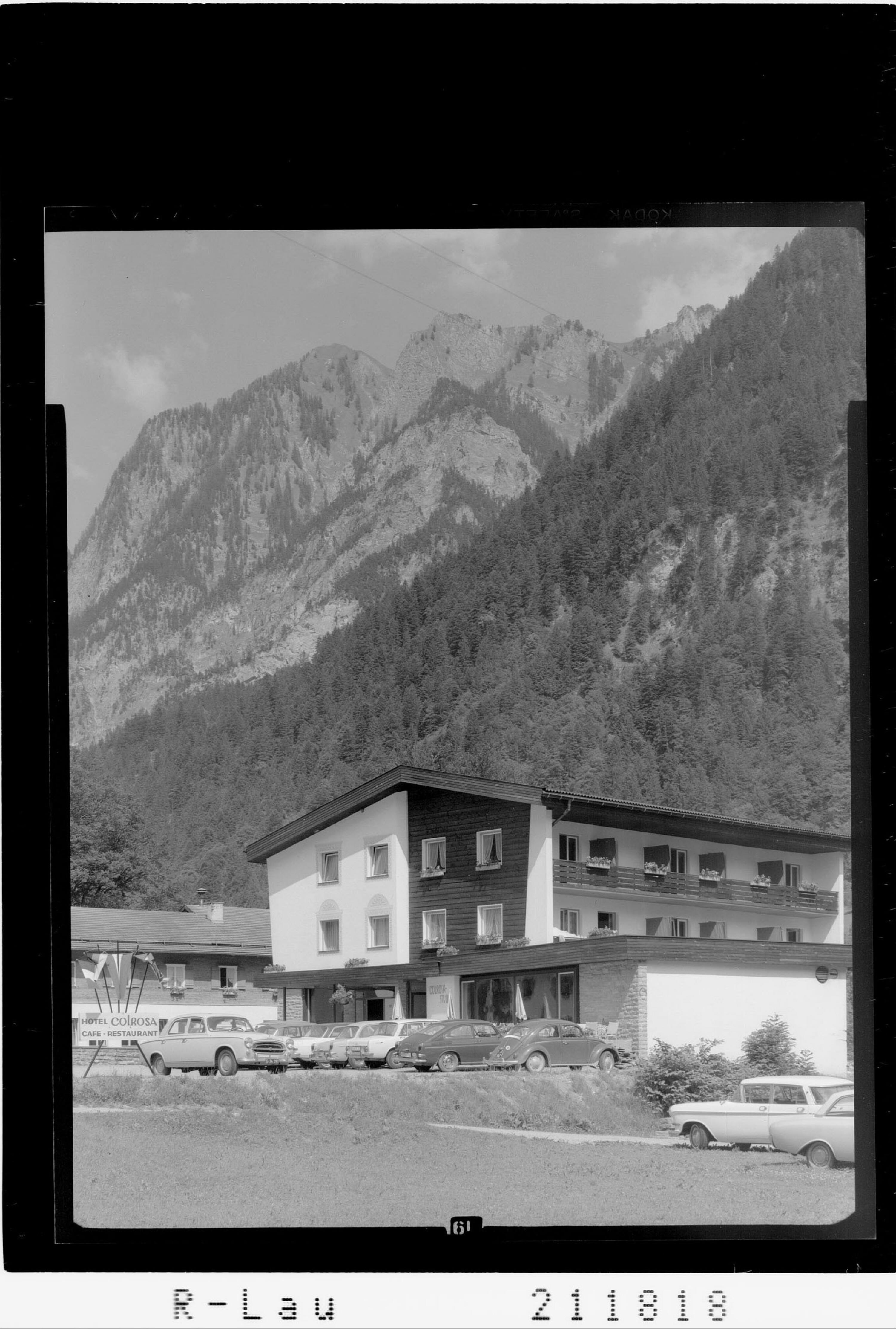 [Hotel Colrosa in Brand gegen Wasenspitze]></div>


    <hr>
    <div class=