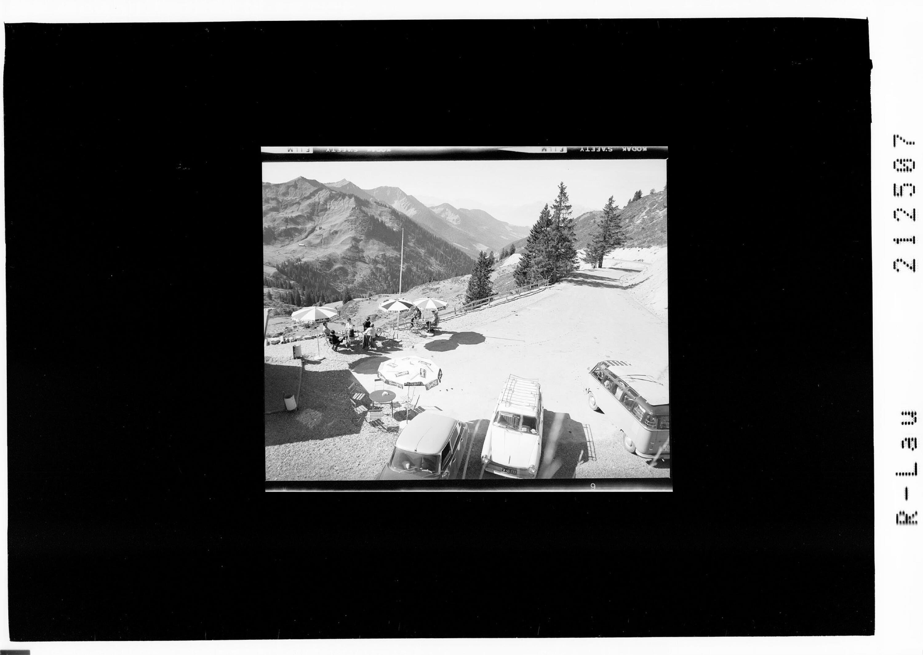 Furkapass 1761 m Blick gegen Hochgerach 1964 m Laternsertal und Schweizer Berge></div>


    <hr>
    <div class=