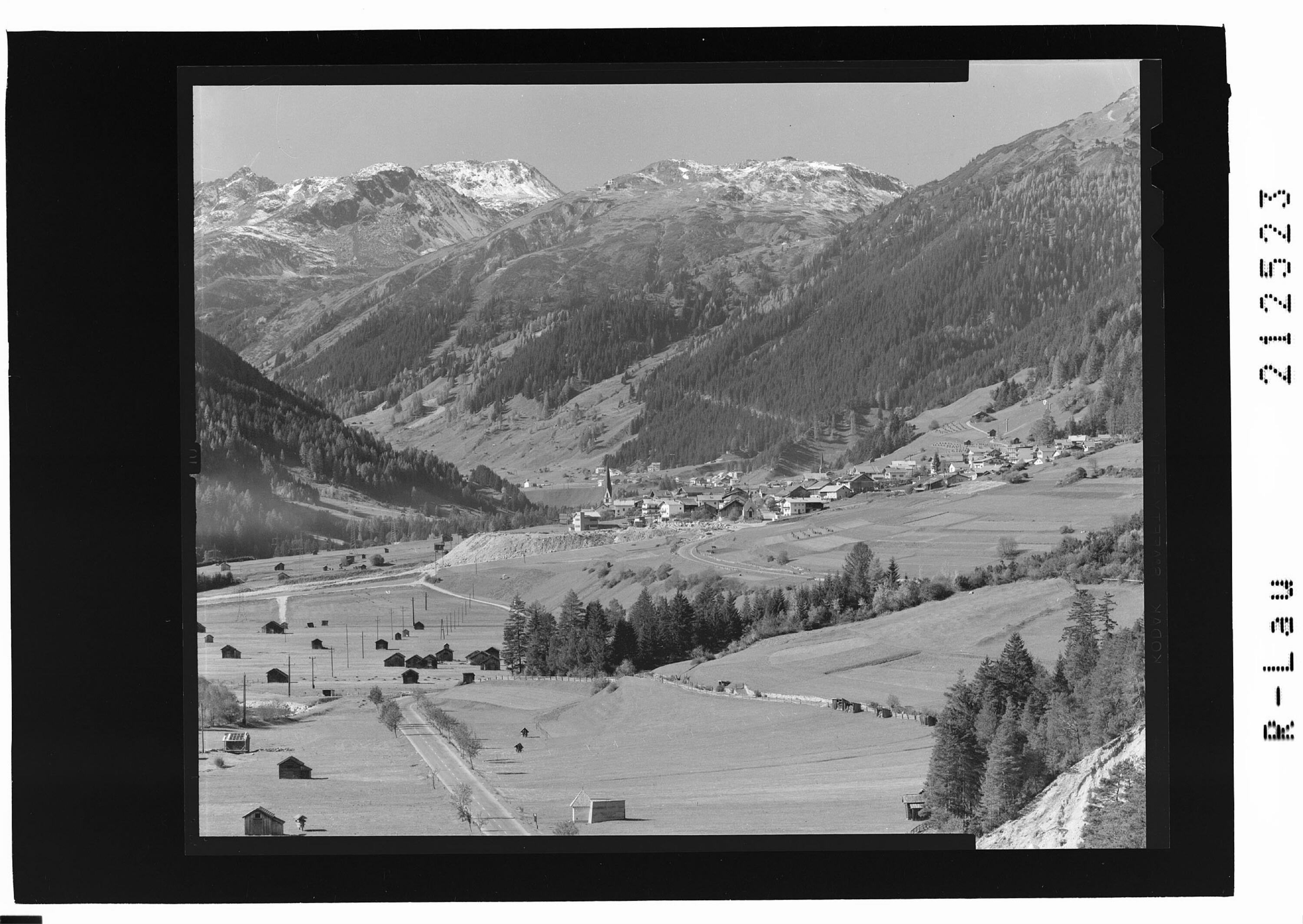 Pettneu am Arlberg 1351 m Tirol></div>


    <hr>
    <div class=
