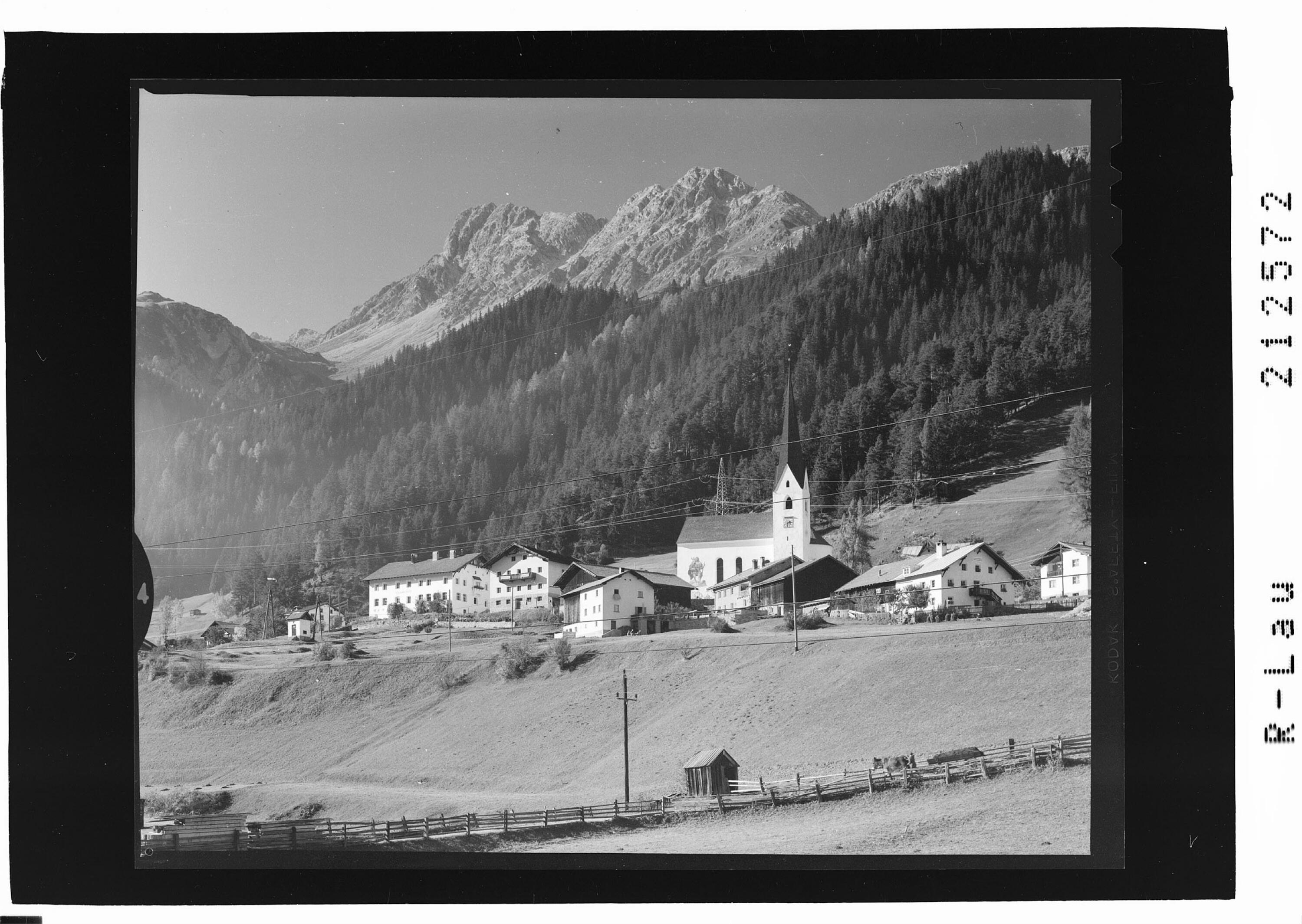 [St.Jakob bei St.Anton am Arlberg gegen Weißschrofenspitze]></div>


    <hr>
    <div class=