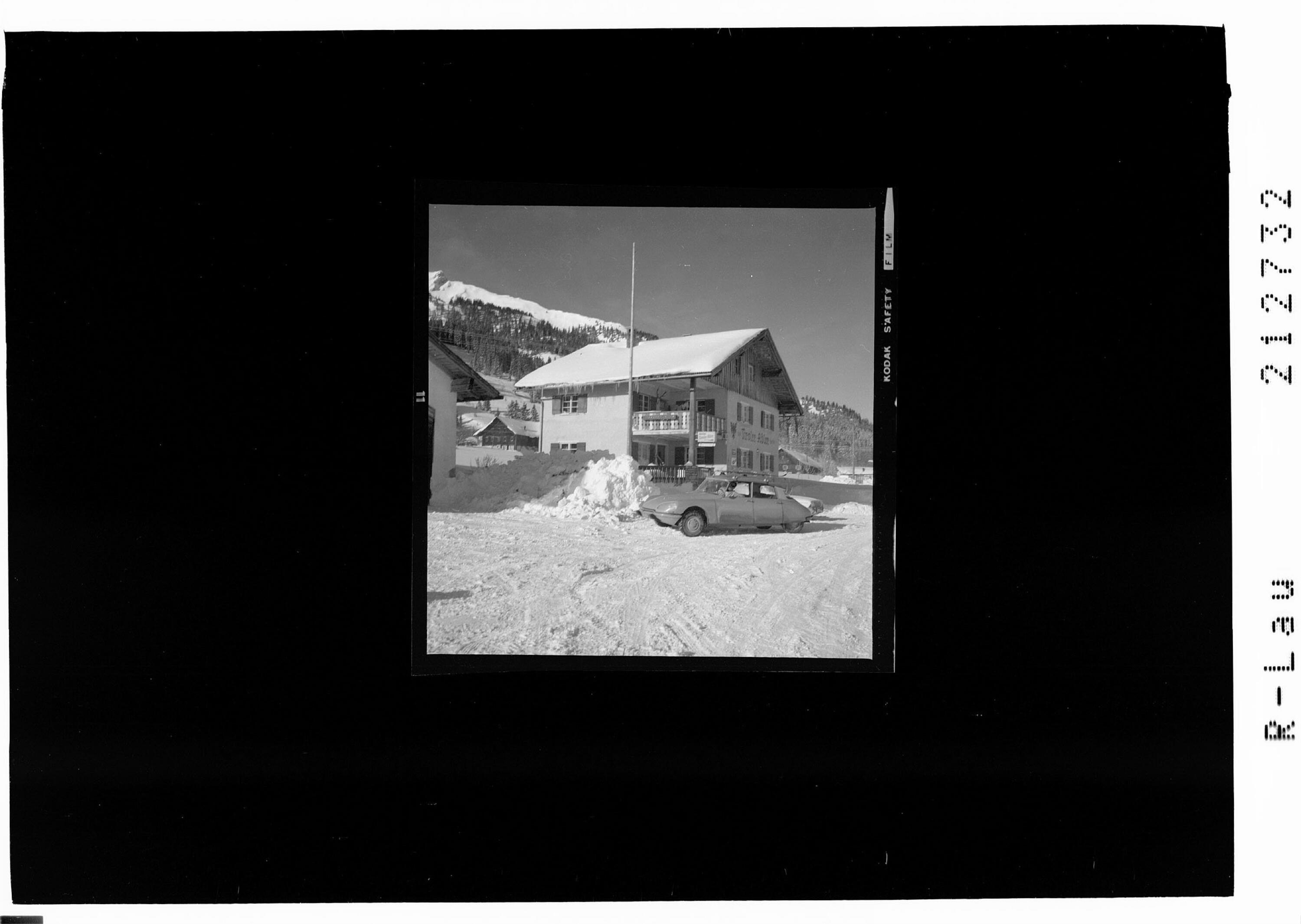 [Cafe Tiroler Adler in Schattwald im Tannheimertal]></div>


    <hr>
    <div class=