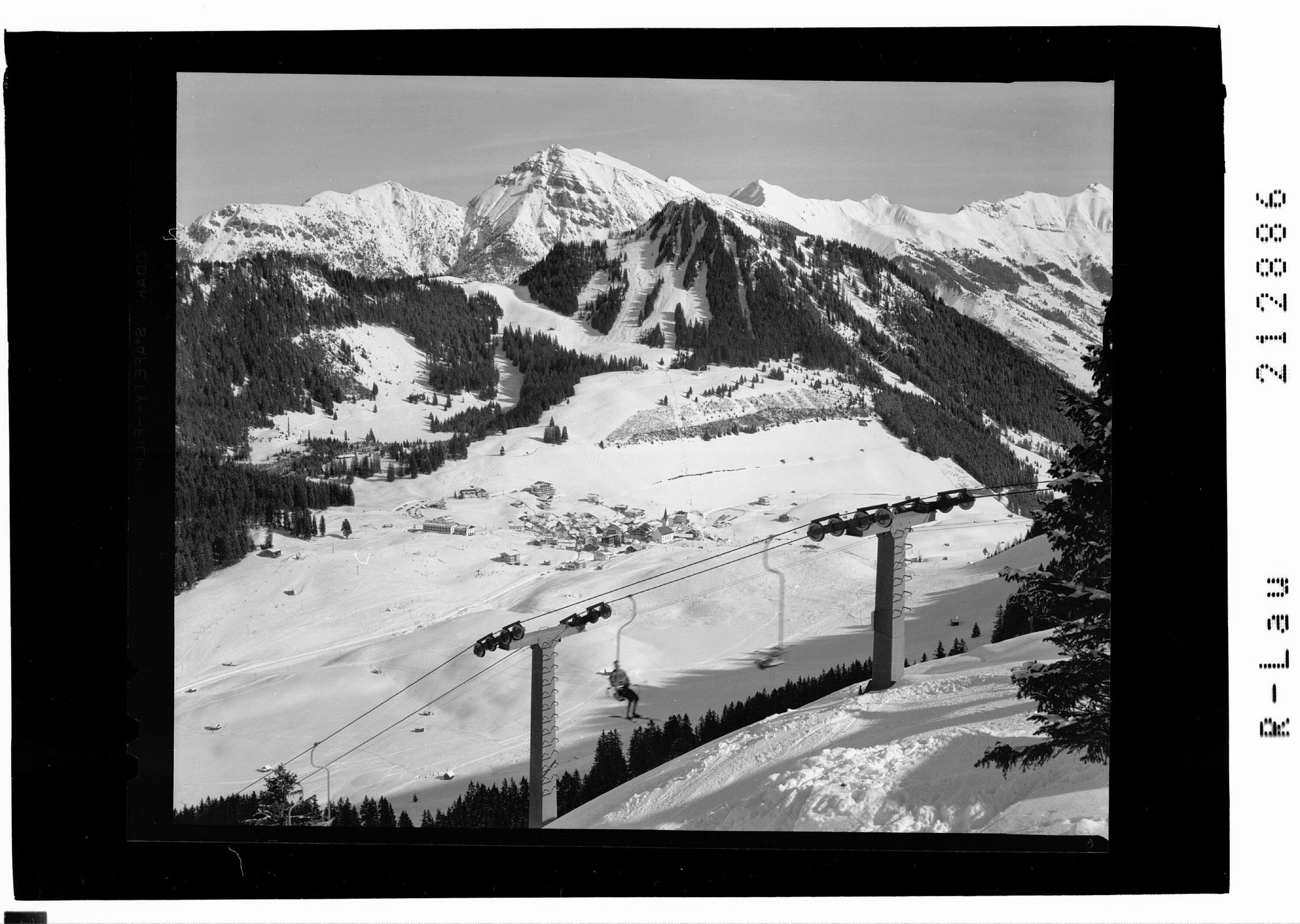 Berwang 1336 m Tirol></div>


    <hr>
    <div class=