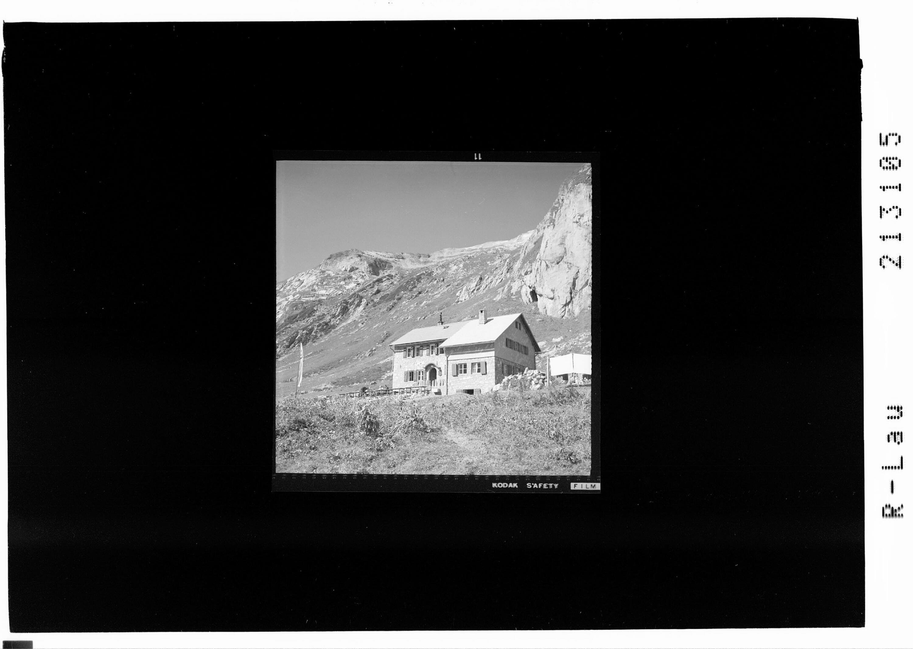 Ravensburger Hütte am Spullersee 1962 m></div>


    <hr>
    <div class=