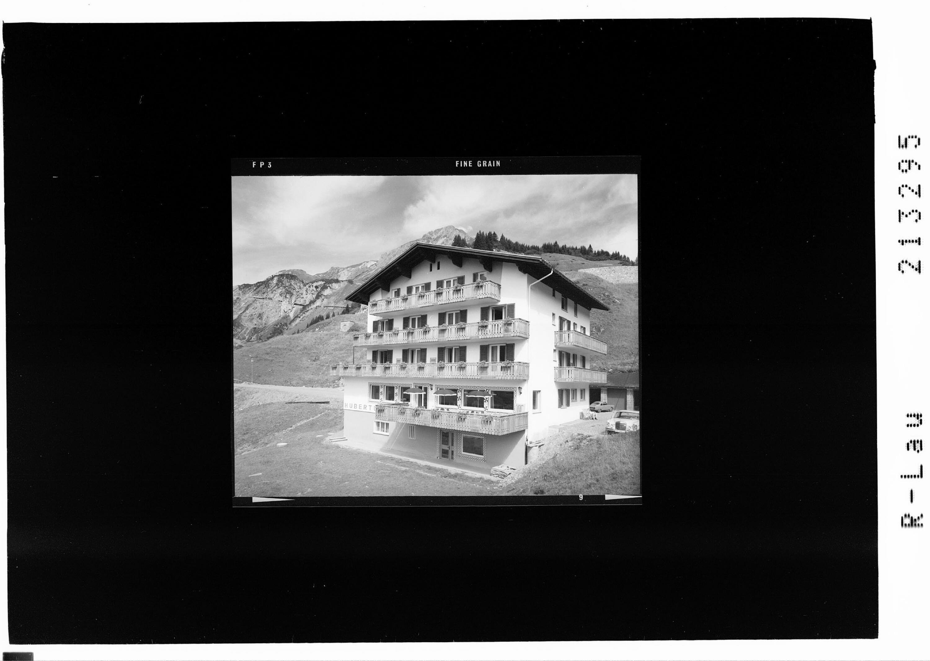 Hotel Hubertushof Stuben am Arlberg></div>


    <hr>
    <div class=