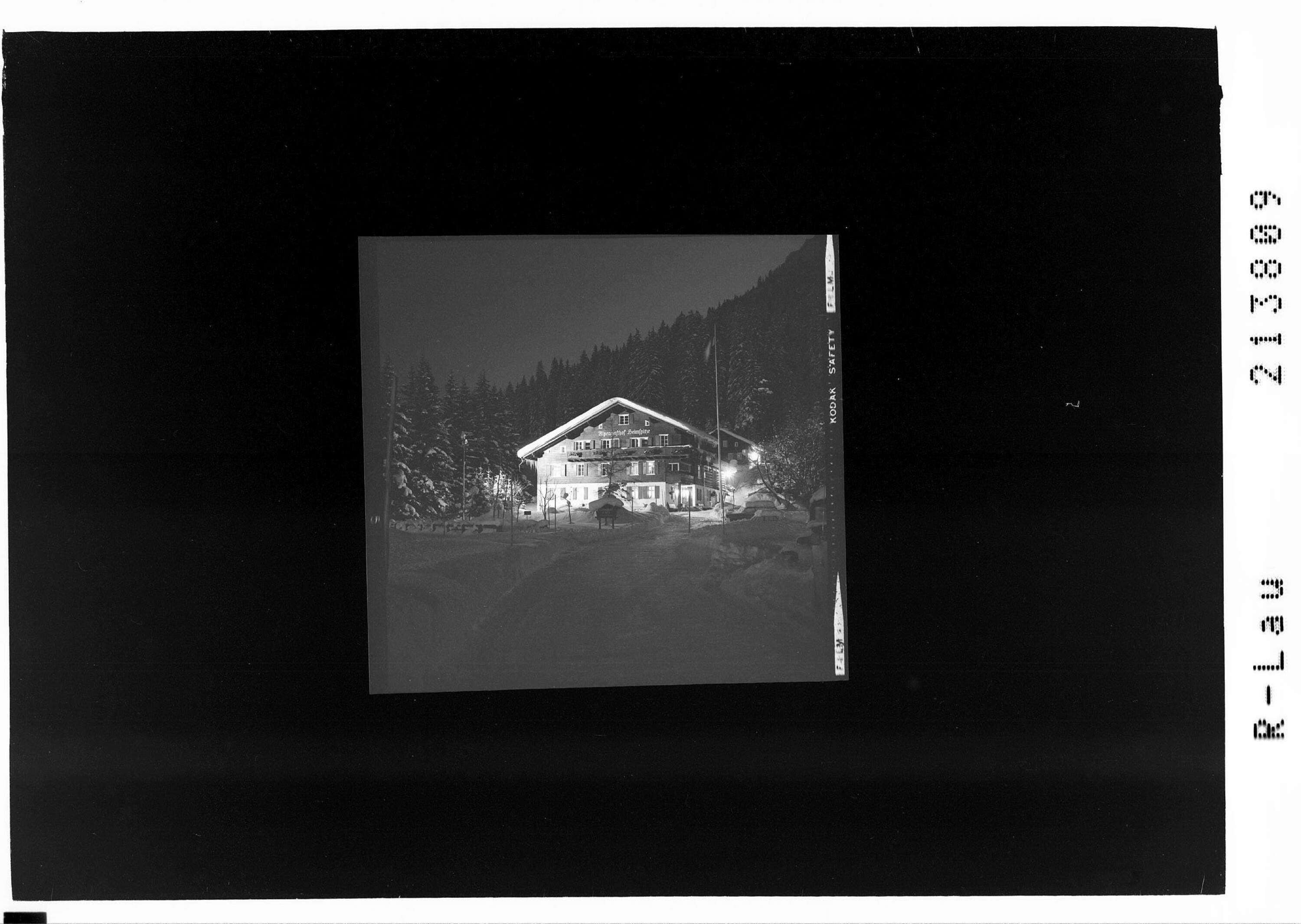 [Alpengasthof Heimspitze in Gargellen im Montafon bei Nacht]></div>


    <hr>
    <div class=