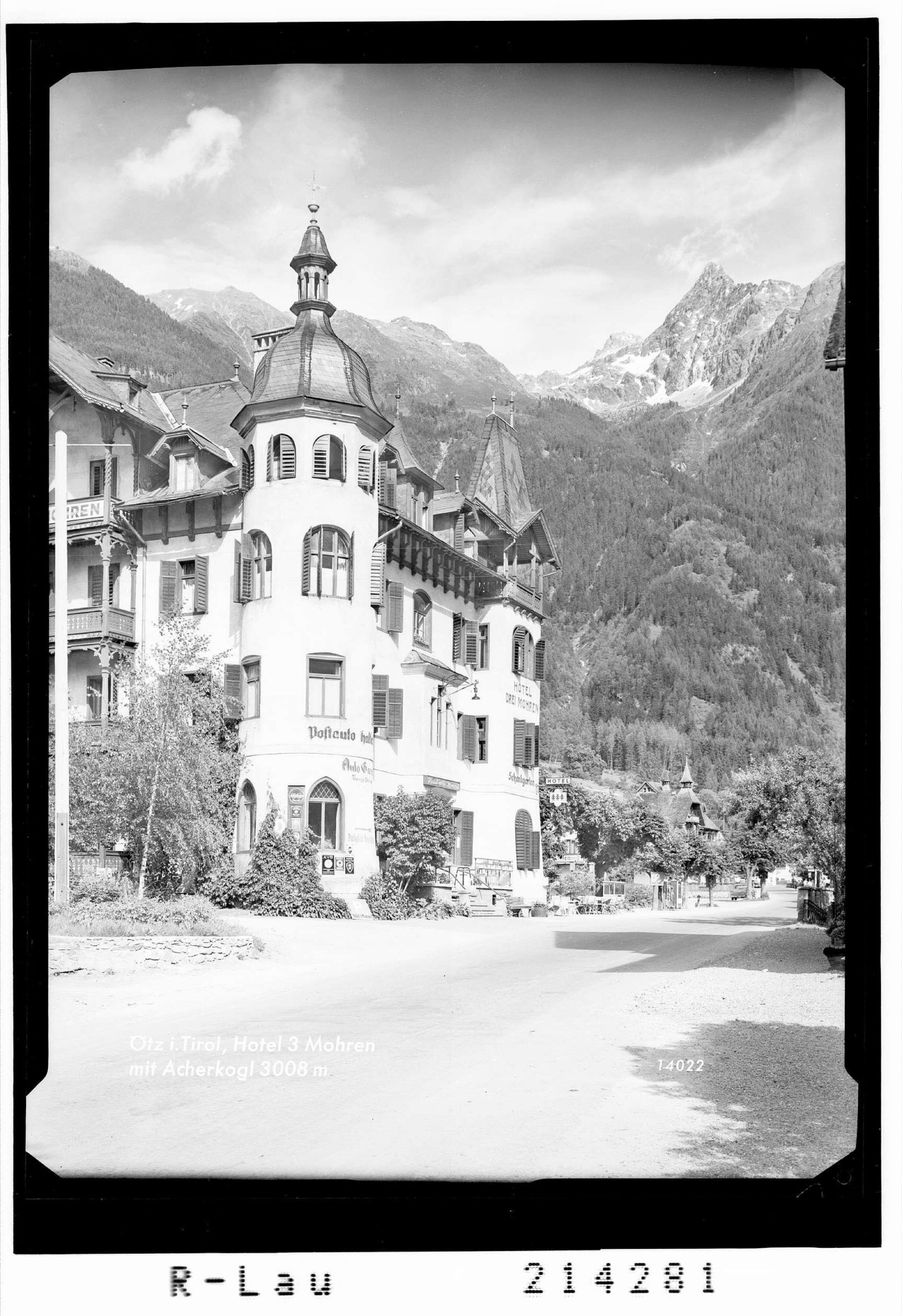 Ötz in Tirol / Hotel Drei Mohren mit Acherkogl></div>


    <hr>
    <div class=