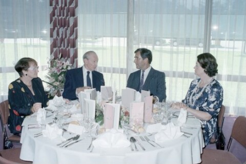 Waldheim Besuch, Mittagessen Hotel Mercure / Helmut Klapper von Klapper, Helmut