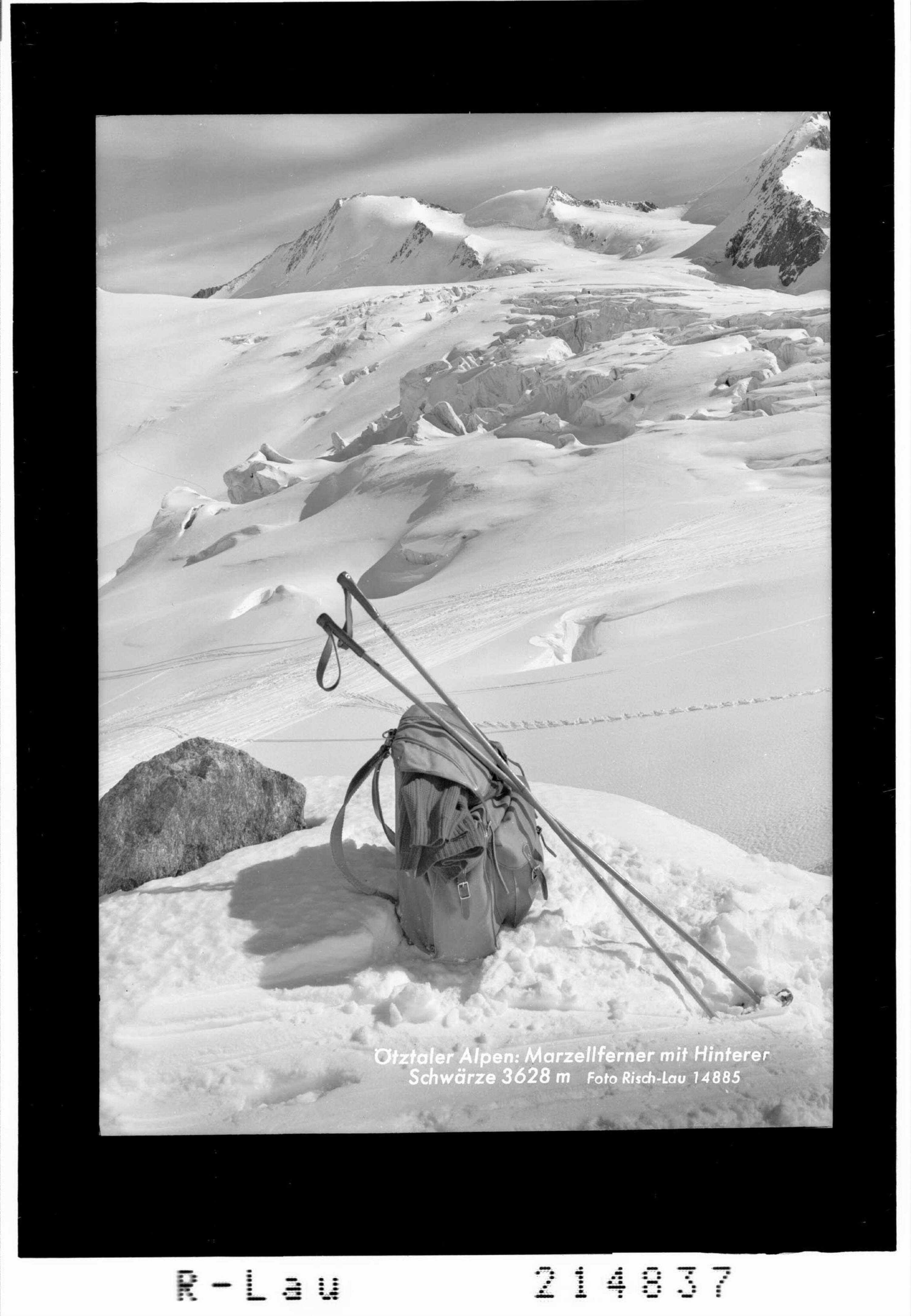 Ötztaler Alpen : Marzellferner mit Hinterer Schwärze 3628 m></div>


    <hr>
    <div class=