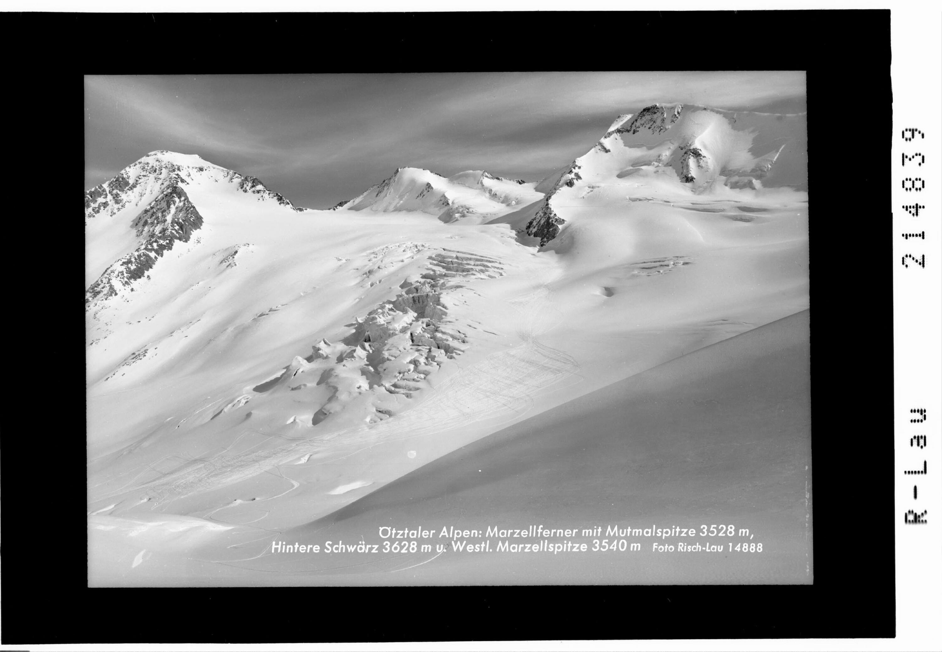Ötztaler Alpen : Marzellferner mit Mutmalspitze 3528 m, Hintere Schwärze 3628 m und Westliche Marzellspitze 3540 m></div>


    <hr>
    <div class=