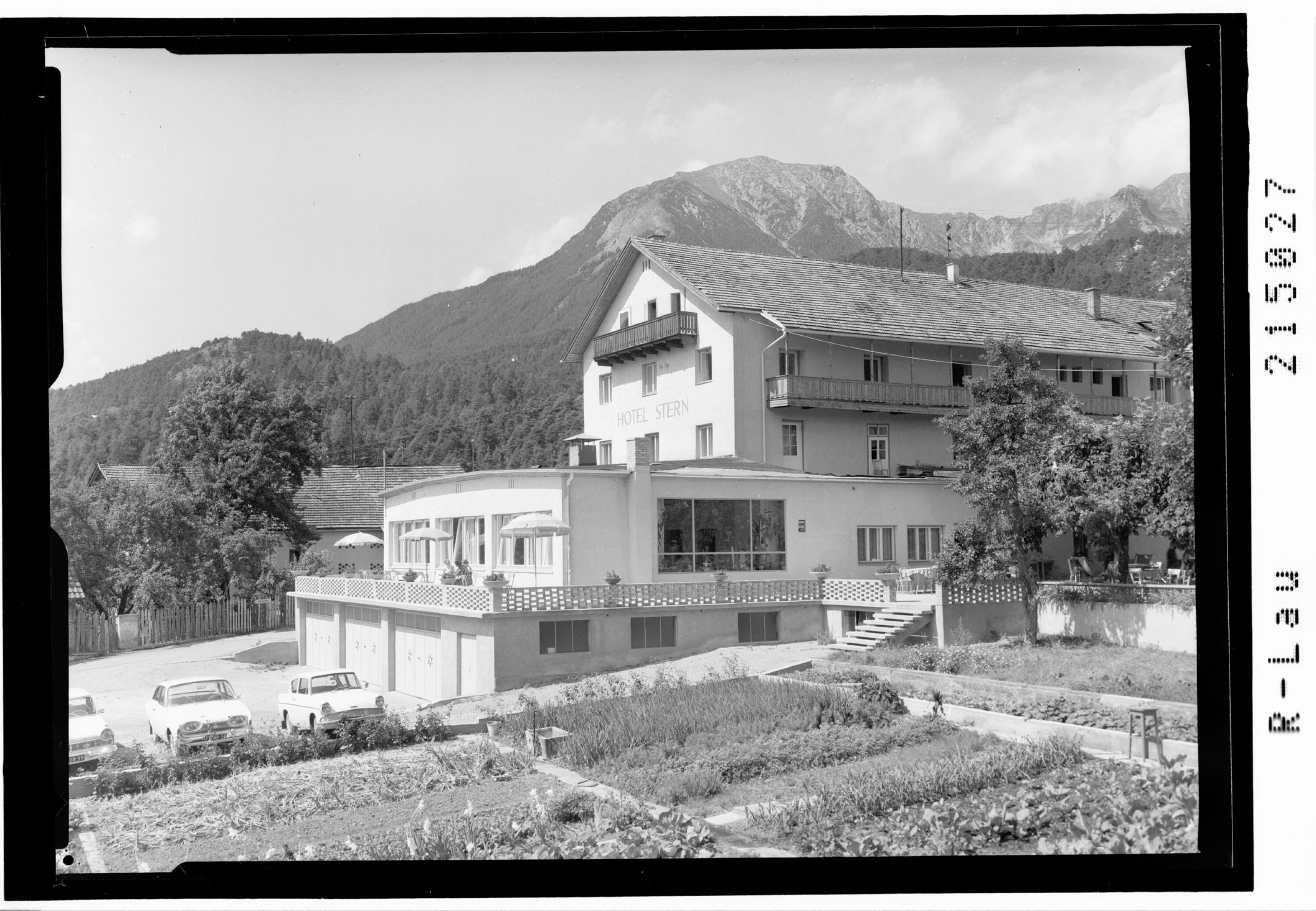 [Hotel Stern in Imst gegen Laggersberg und Larsenngrat Tirol]></div>


    <hr>
    <div class=