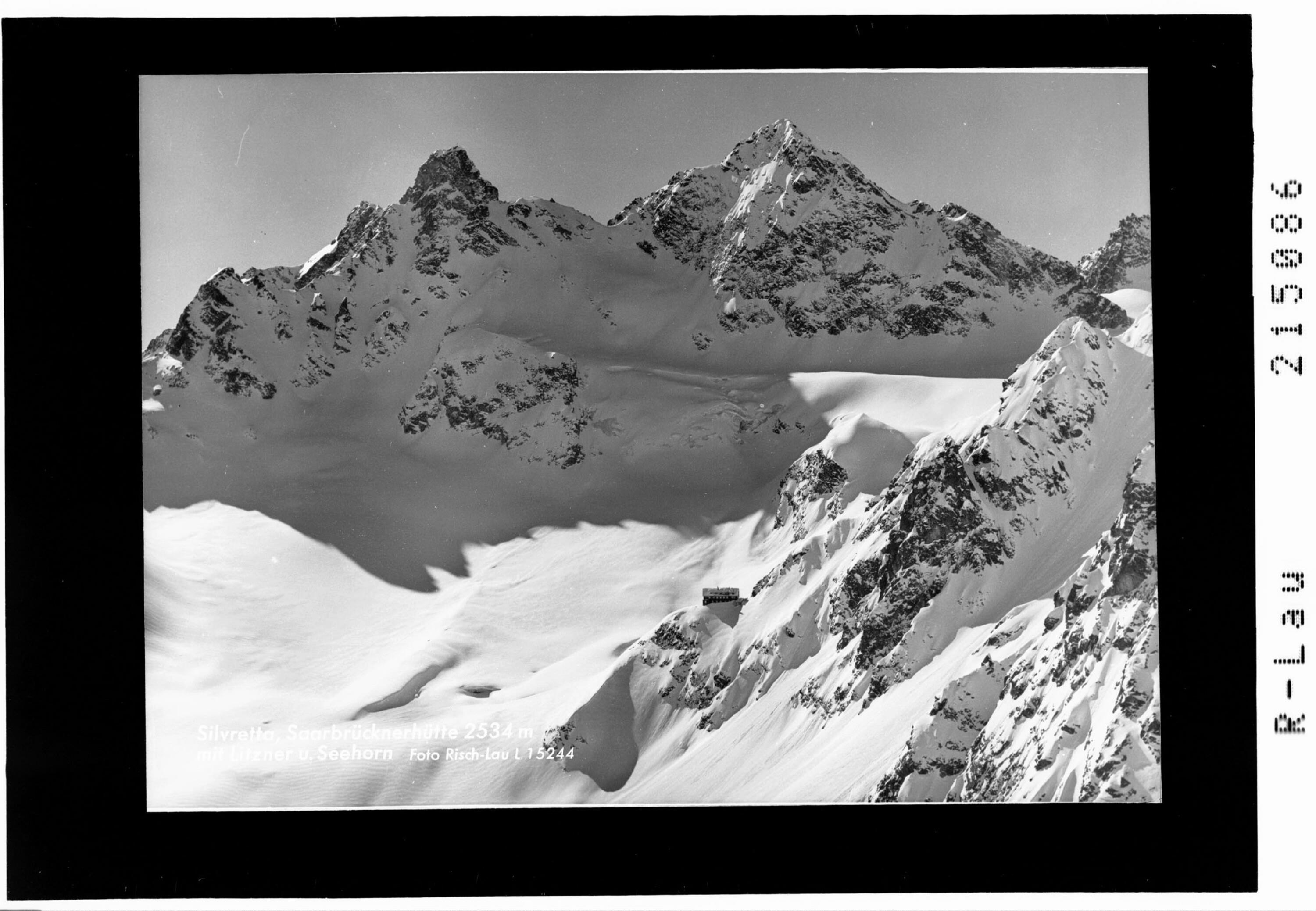 Silvretta, Saarbrücknerhütte 2534 m mit Litzner und Seehorn></div>


    <hr>
    <div class=