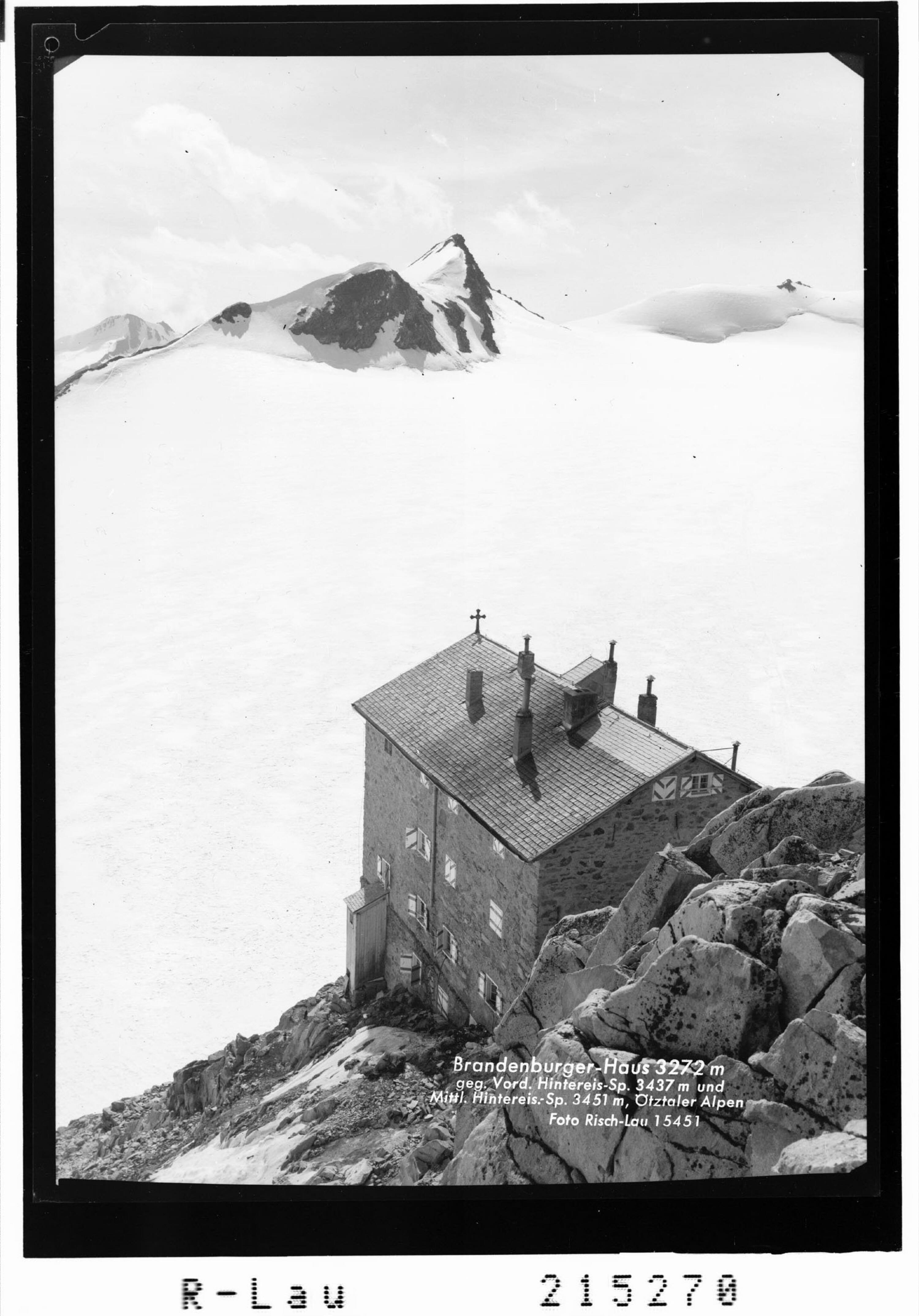 Brandenburger Haus 3272 m gegen Vordere Hintereisspitze 3437 m und Mittlere Hintereisspitze 3451 m, Ötztaler Alpen></div>


    <hr>
    <div class=