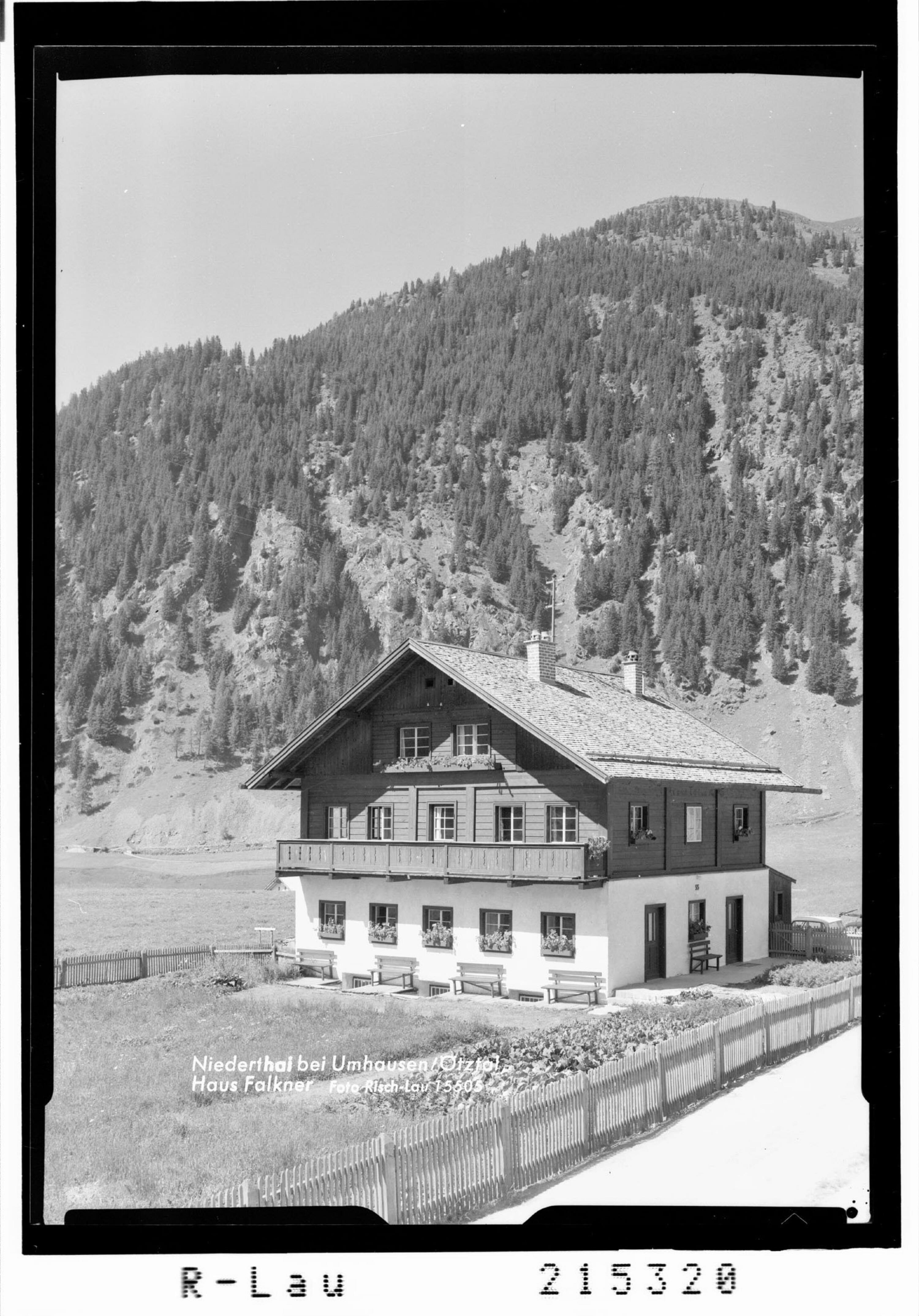 Niederthai bei Umhausen / Ötztal Haus Falkner></div>


    <hr>
    <div class=