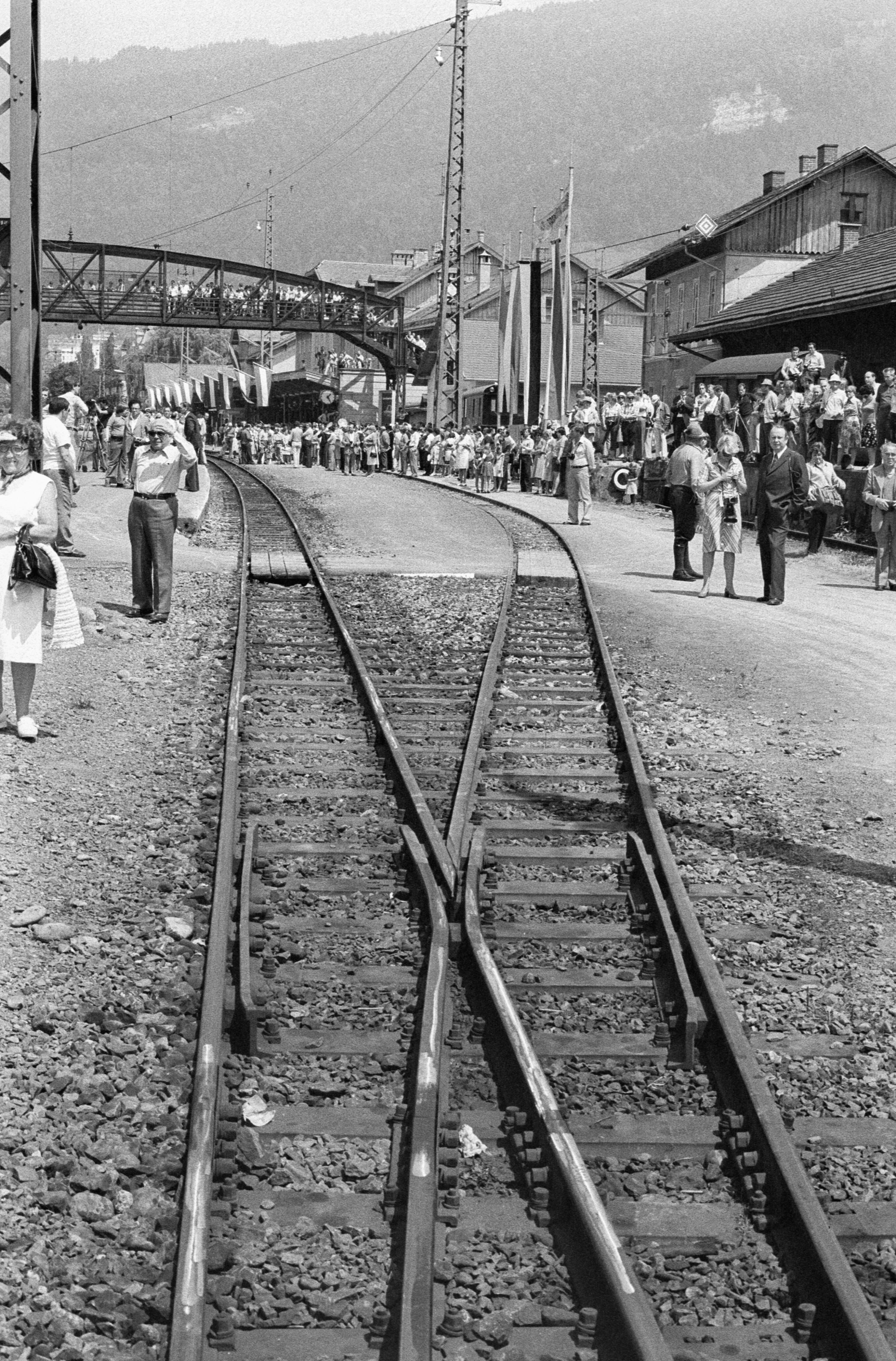 [Bregenz, Bahnhof, 75 Jahre Bregenzerwaldbahn]></div>


    <hr>
    <div class=