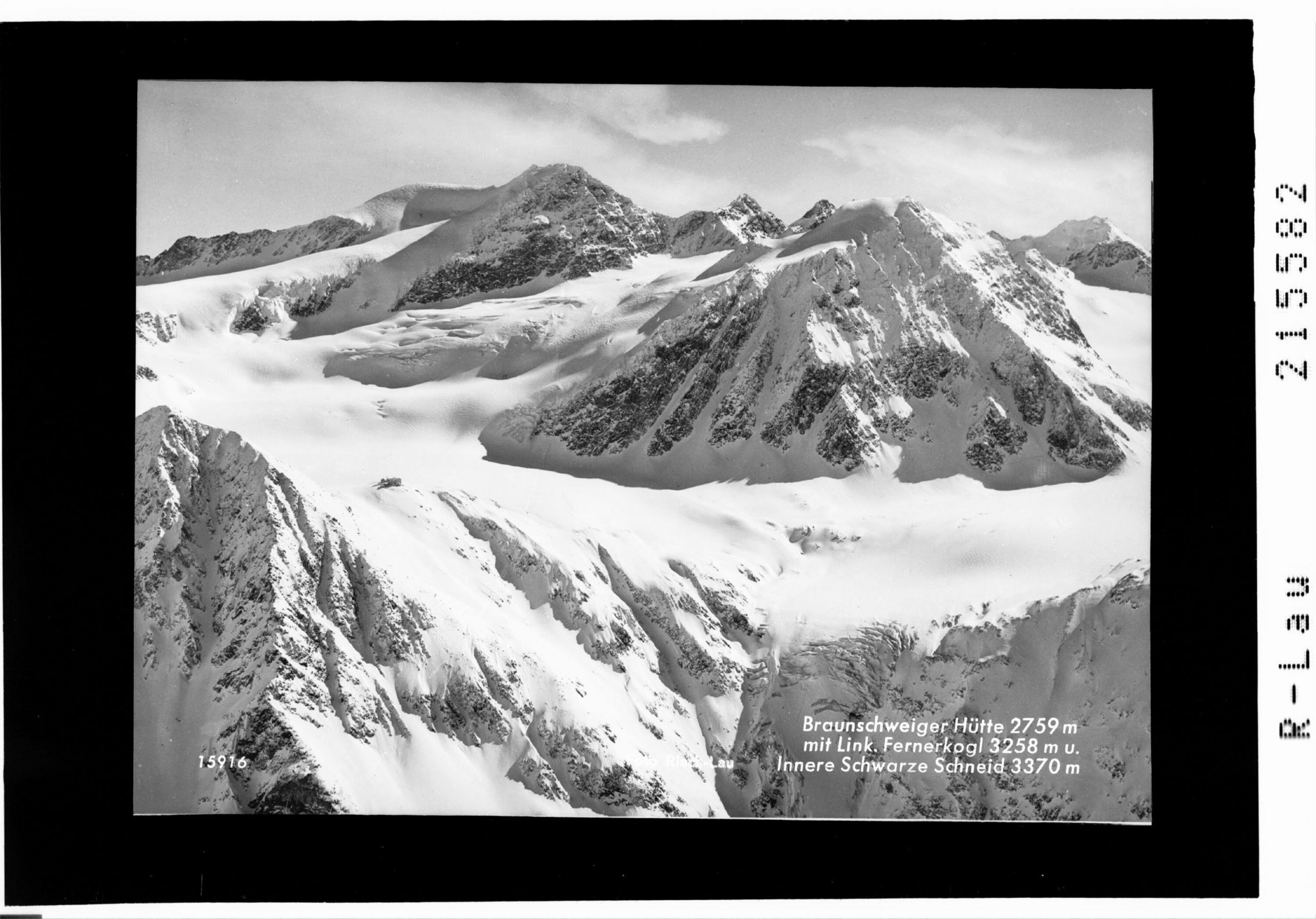 Braunschweiger Hütte 2759 m mit Linkem Fernerkogel 3258 m und Innere Schwarze Schneid 3370 m></div>


    <hr>
    <div class=