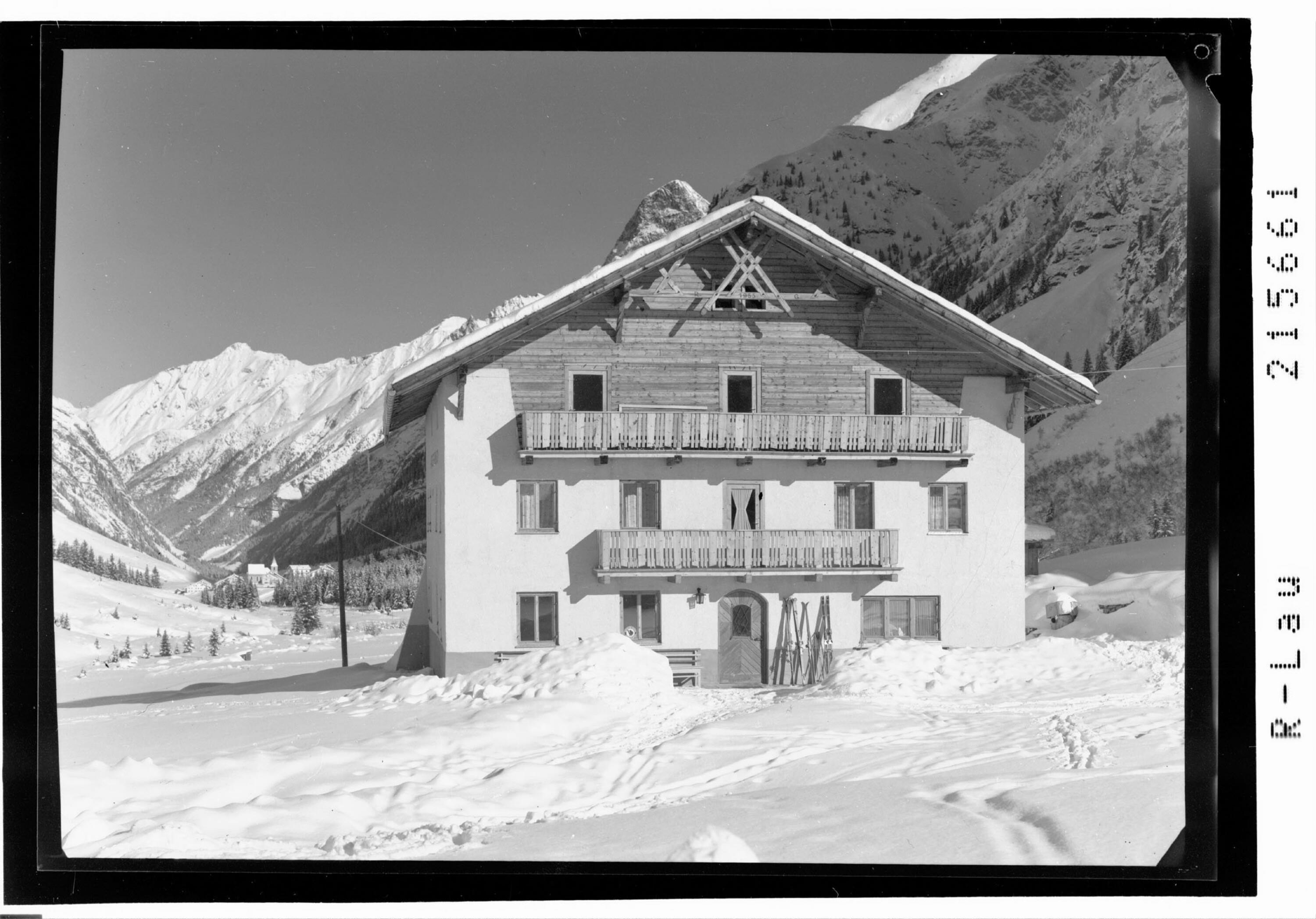 Gasthof Gundolf in Tieflehn gegen Plangeross und Hairlacher Seekopf im Pitztal / Tirol></div>


    <hr>
    <div class=