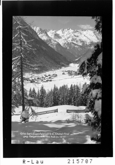 Gries bei Längenfeld 1572 m, Ötztal / Tirol gegen Geigenkamm von Risch-Lau