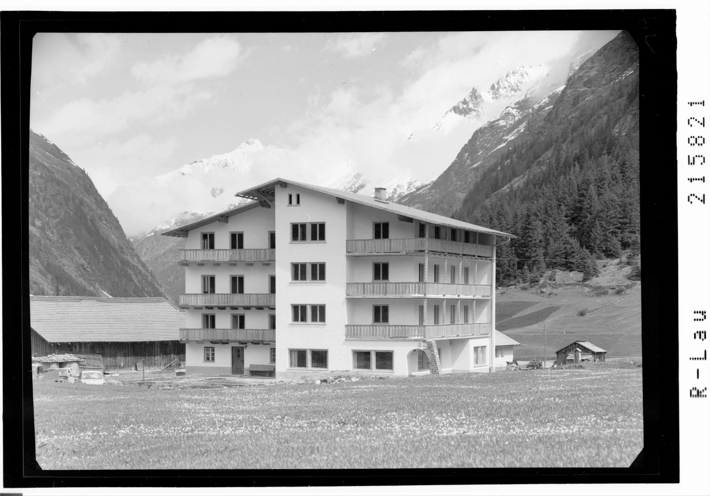 Berghaus Seppl, Weisswald 1560 m, Pitztal / Tirol></div>


    <hr>
    <div class=